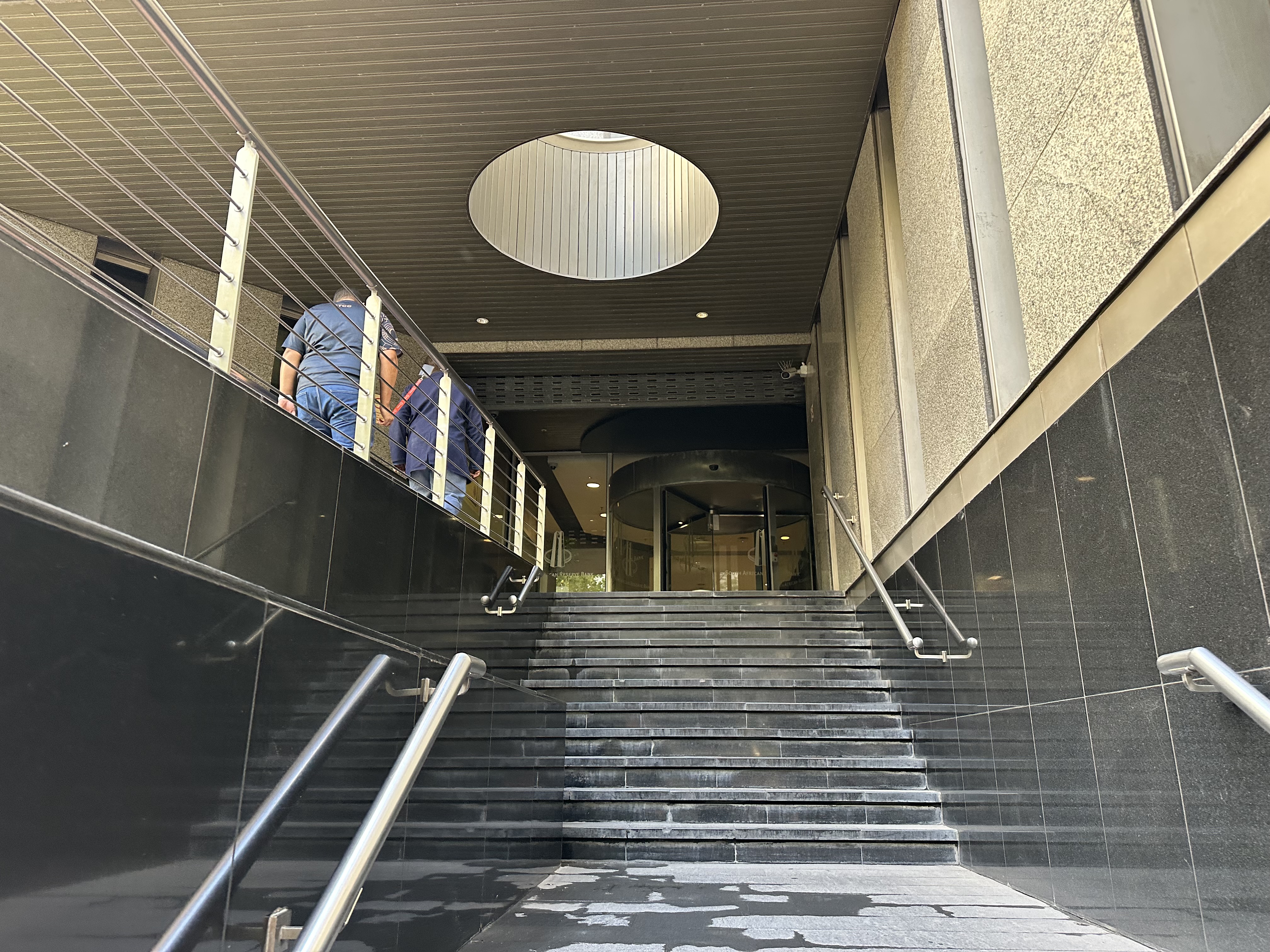 435m² Office Space to rent at SA Reserve Bank Building in Cape Town CBD