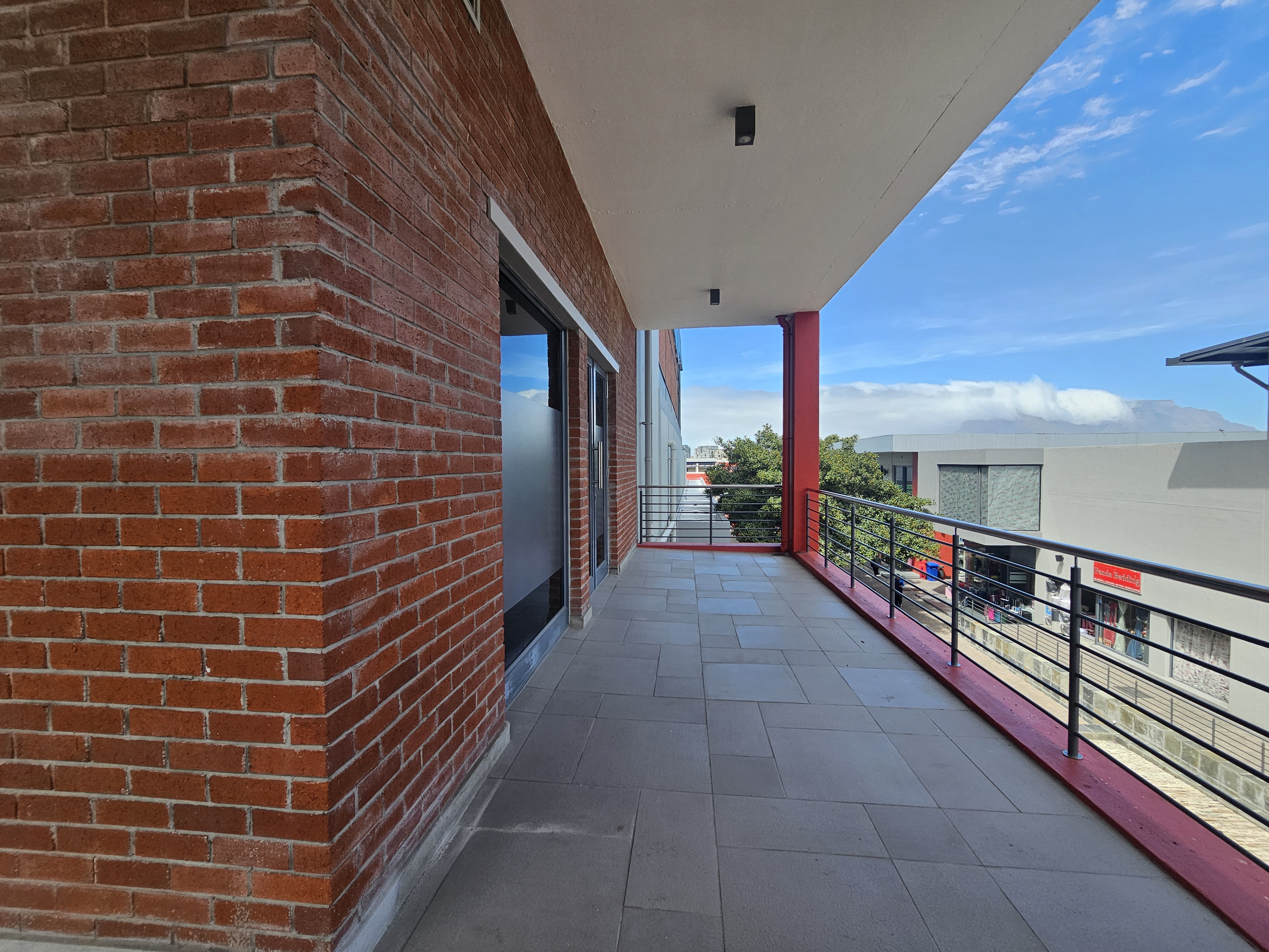1 095m² Office Space to rent at Sable Square in Sanddrift