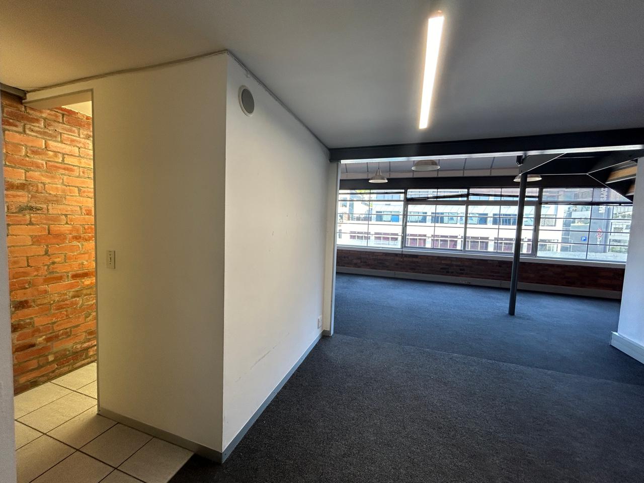 Office Space to rent at Sovereign Quay in De Waterkant