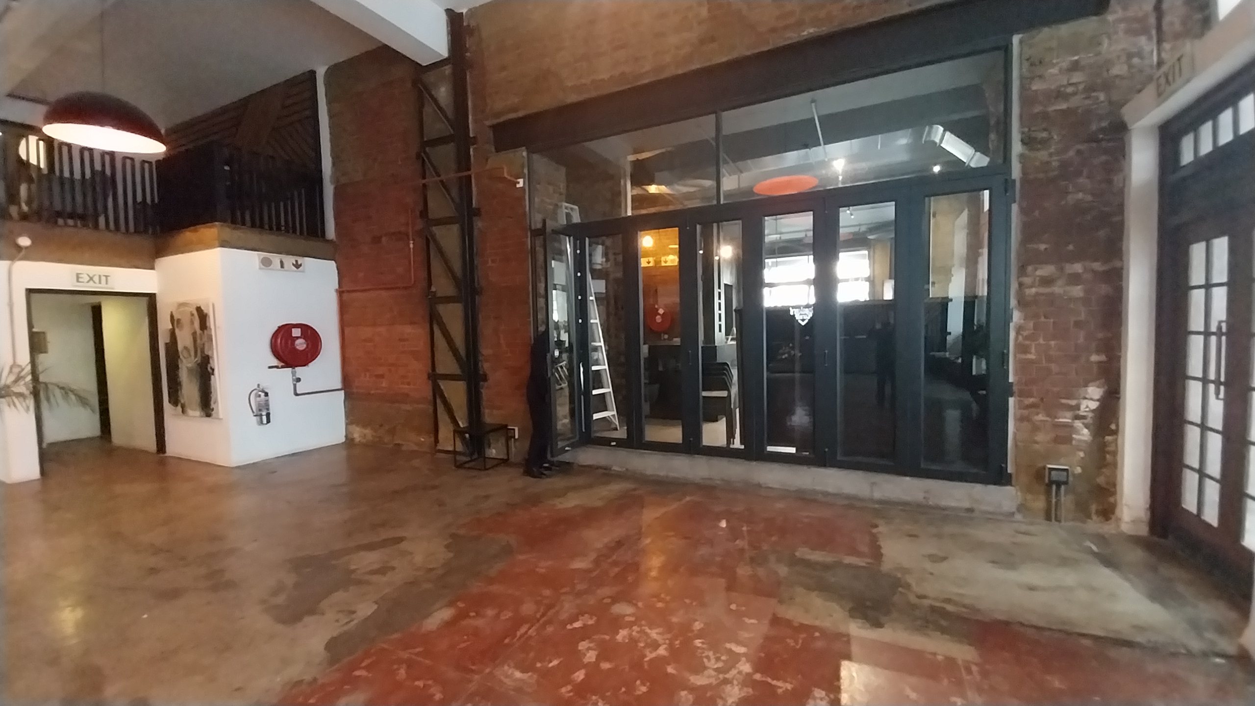Retail Shops to rent at Speakers Corner - 31 Parliament Street in Cape Town CBD