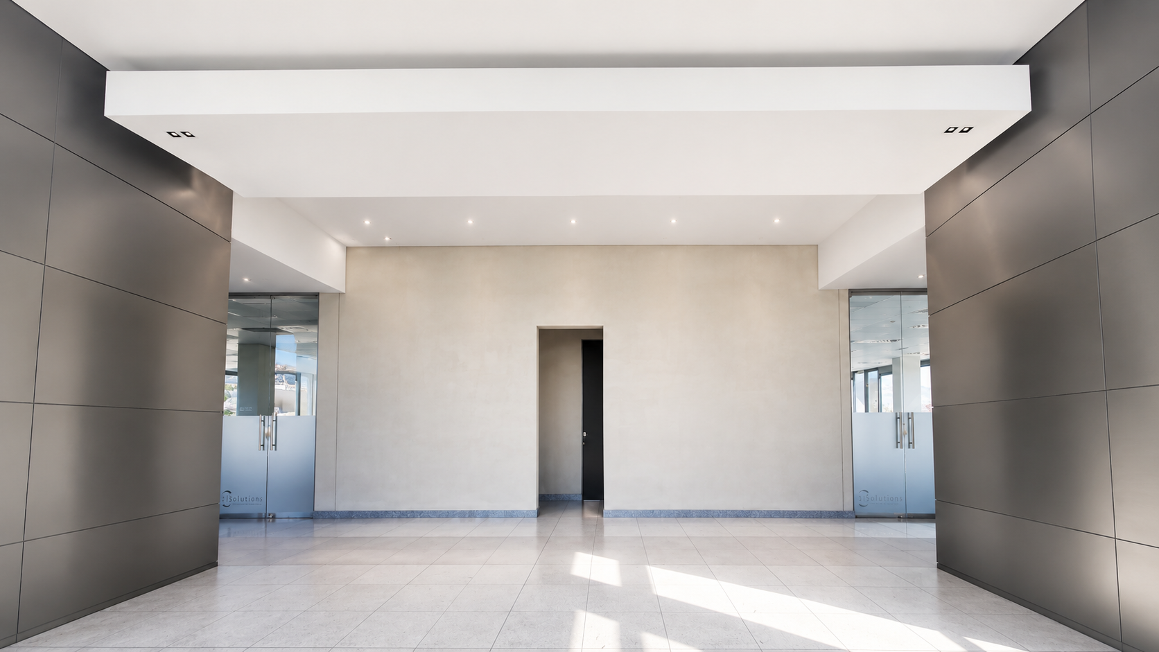 5 141m² Office Space to rent at The Boulevard Office Park in Woodstock