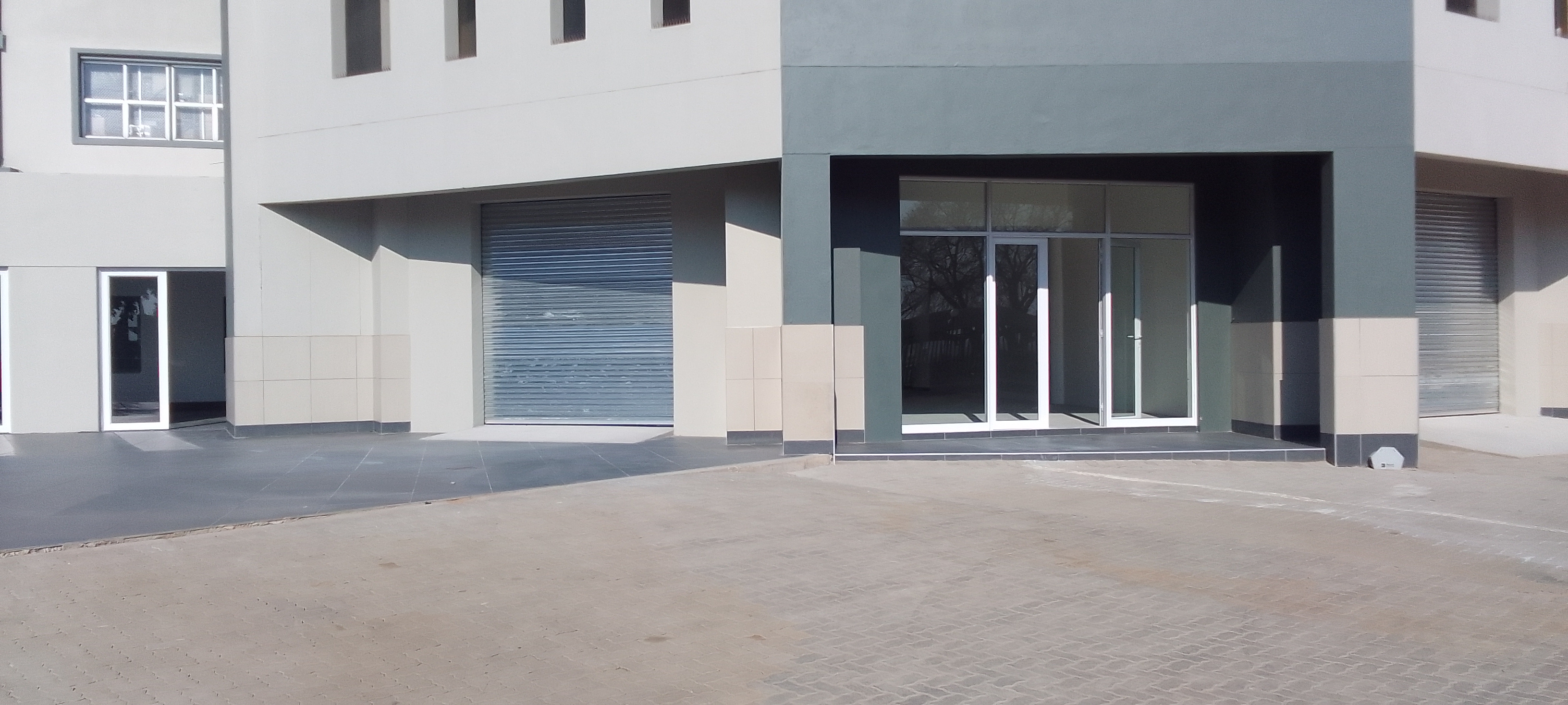 346m² Retail Shops to rent at The Link in Halfway House
