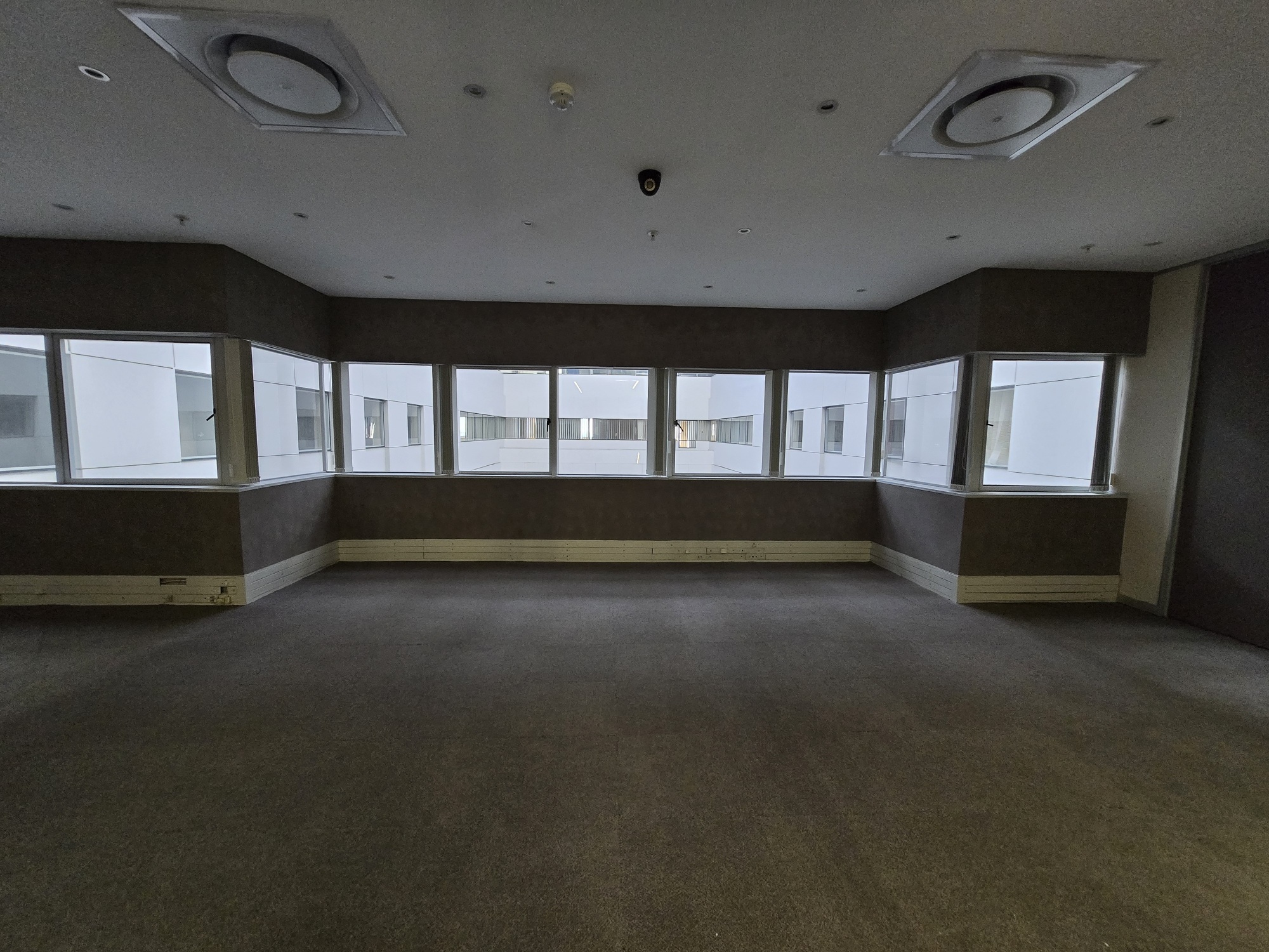 Office Space to rent at The Mall Offices in Rosebank JHB
