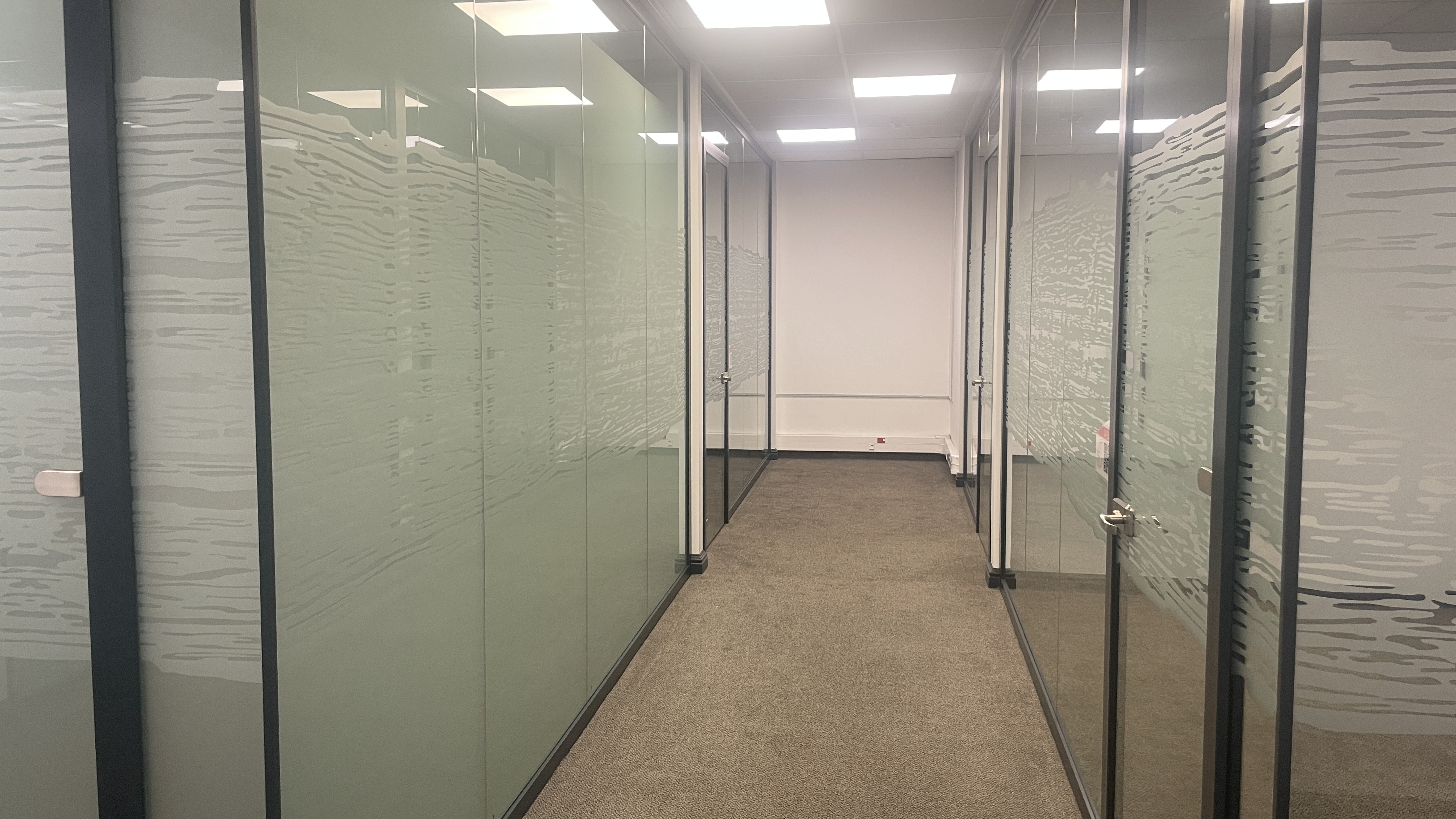 950m² Office Space to rent at The Towers  - Ex Standard Bank Centre in Cape Town CBD