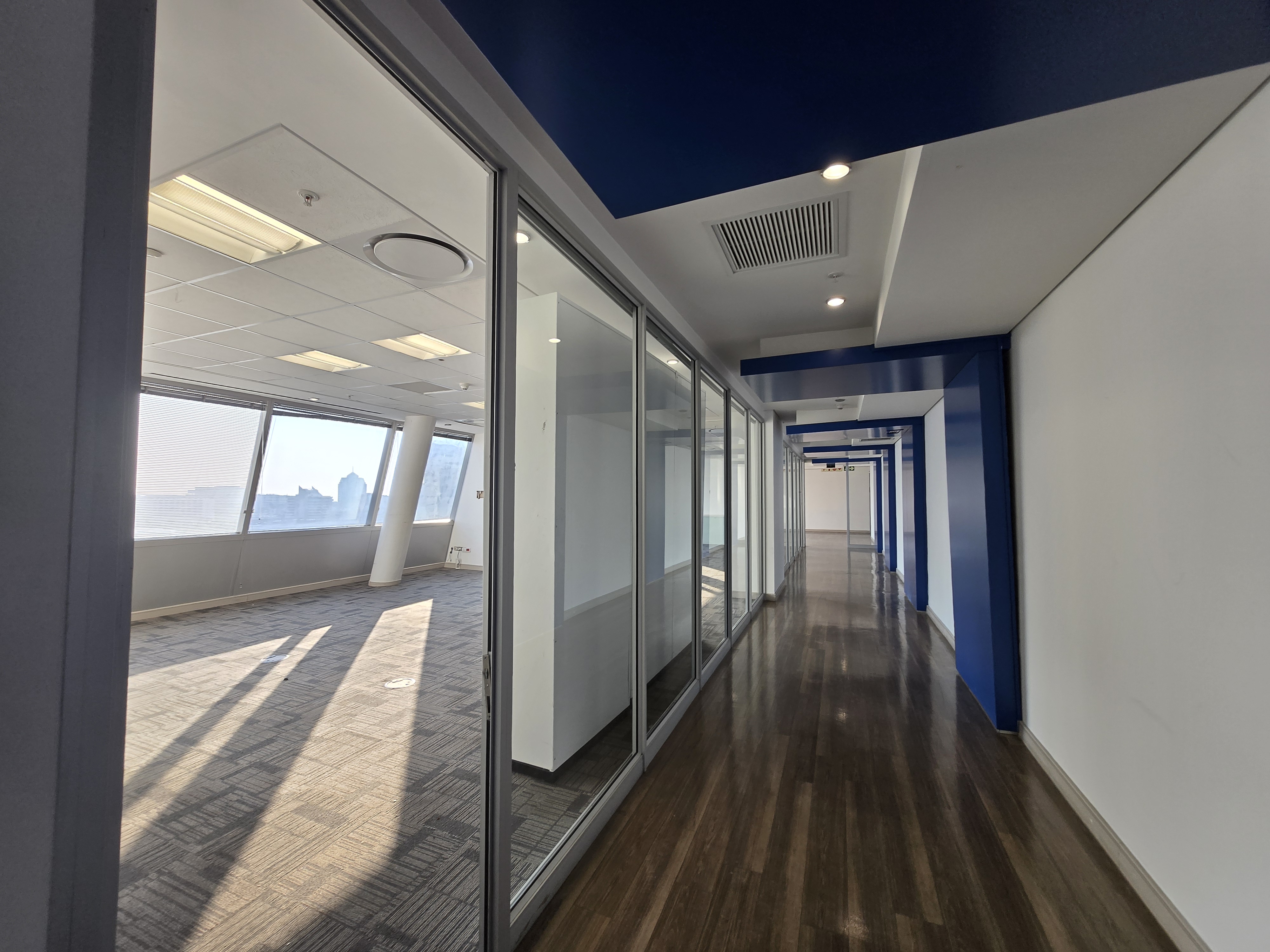 520m² Office Space to rent at The Towers in Sandton Central