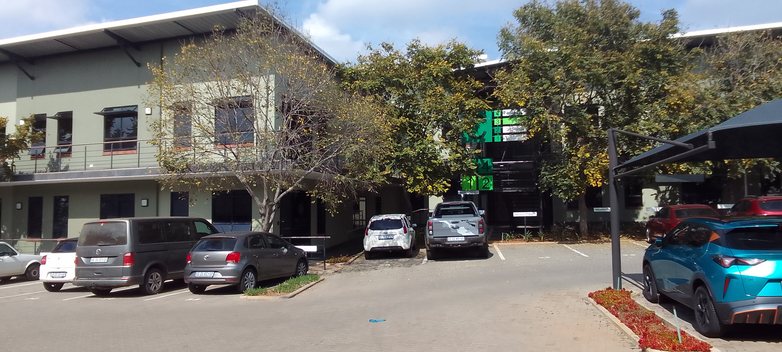 100m² Office Space to rent at The Willows Office Park in Die Wilgers