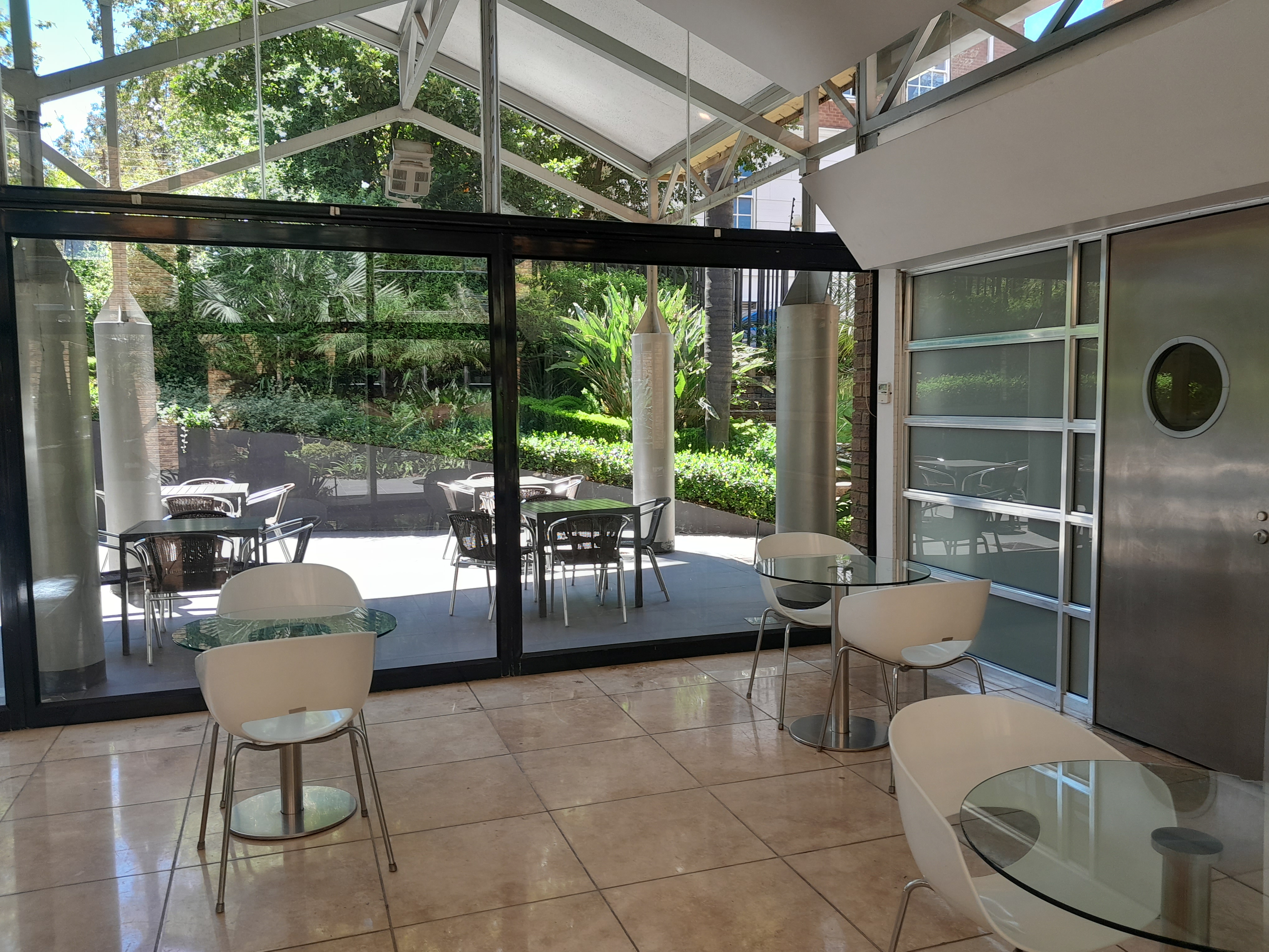 Office Space to rent at Travel House in Rosebank JHB