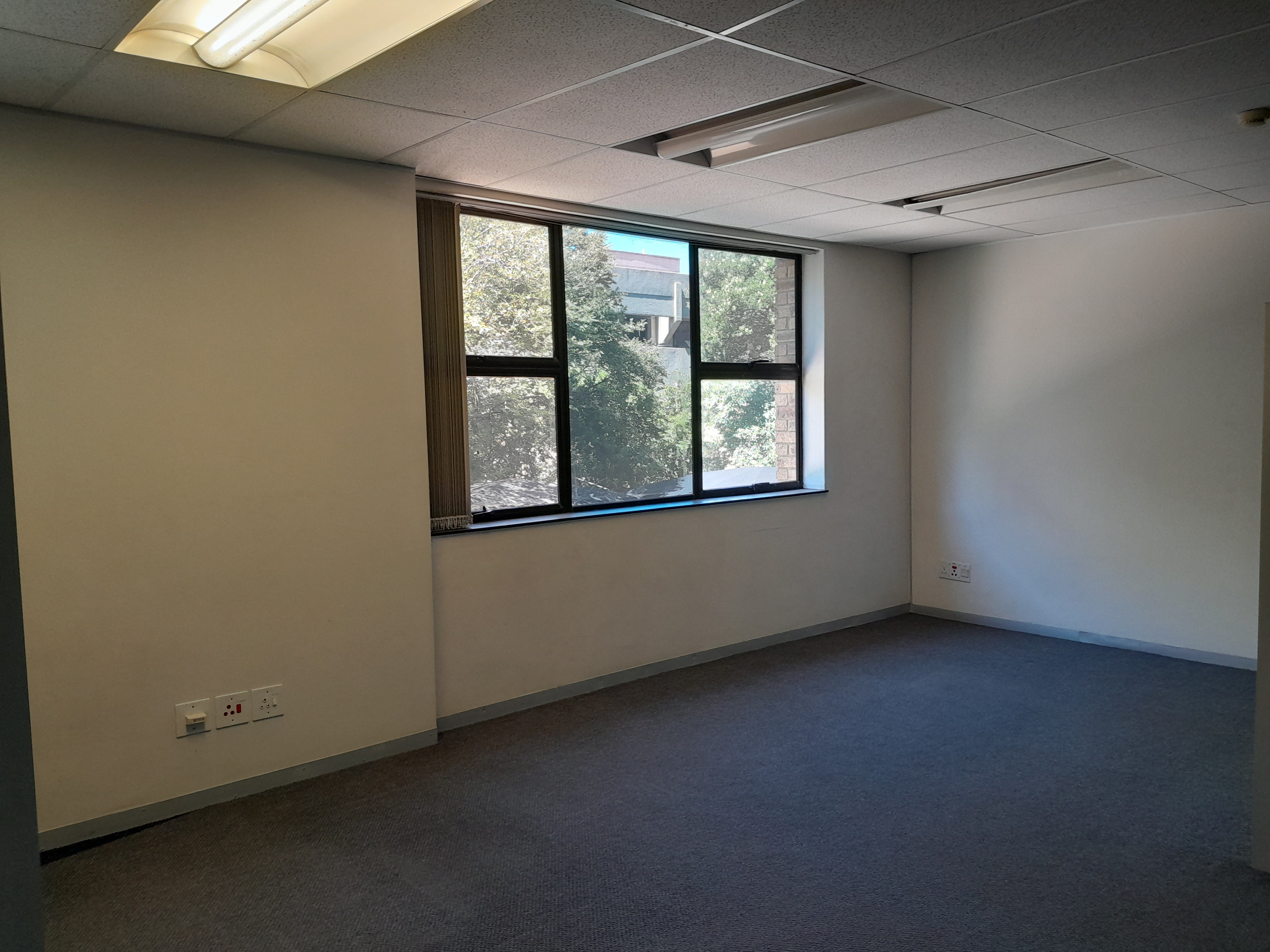 Office Space to rent at Travel House in Rosebank JHB