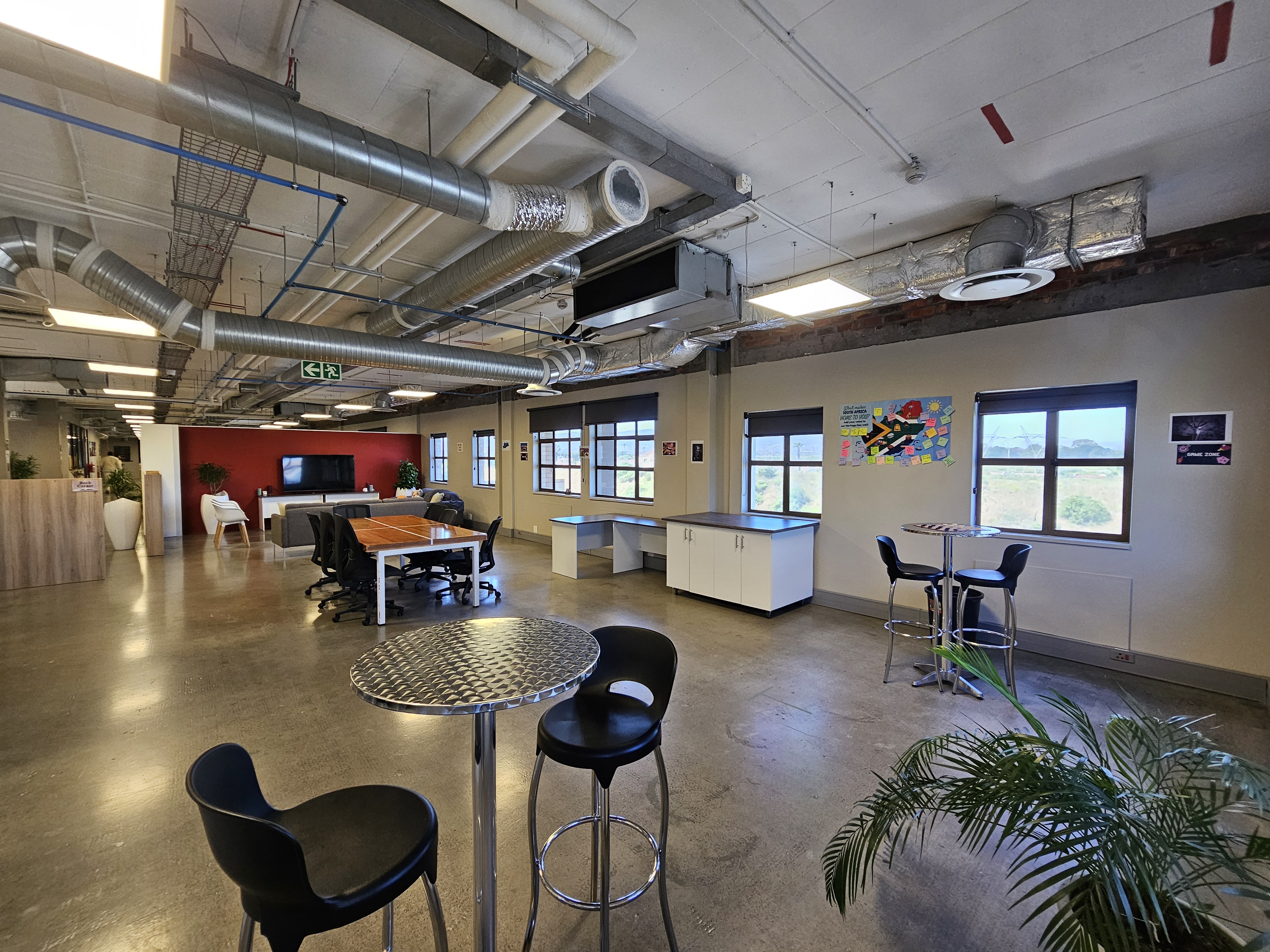 886m² Office Space to rent at Waterhouse Place (ex PWC Building) in Century City