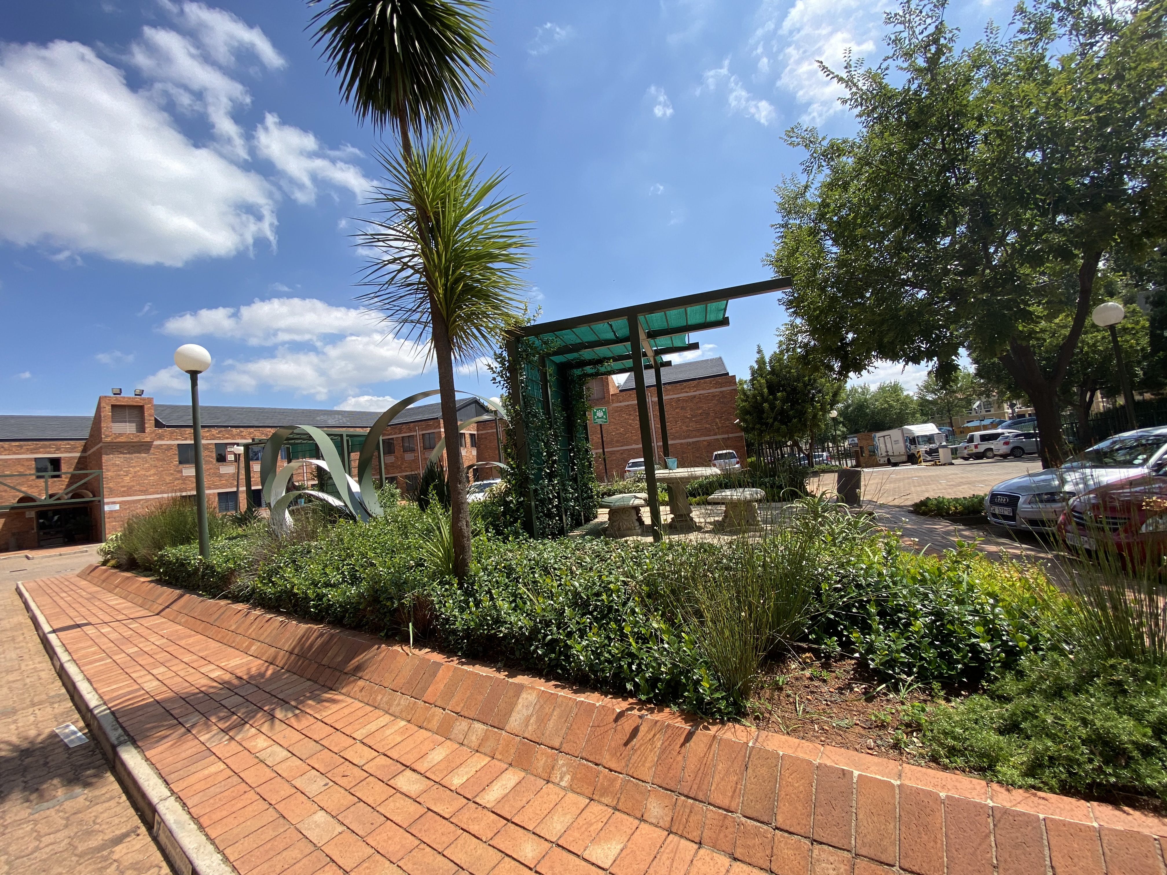 210m² Office Space to rent at Waterview Corner in Bruma