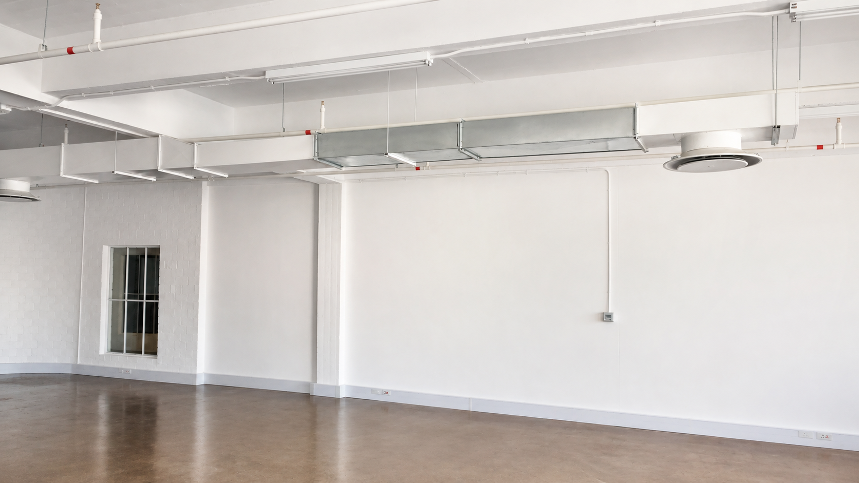98m² Office Space to rent at Woodland House in Woodstock