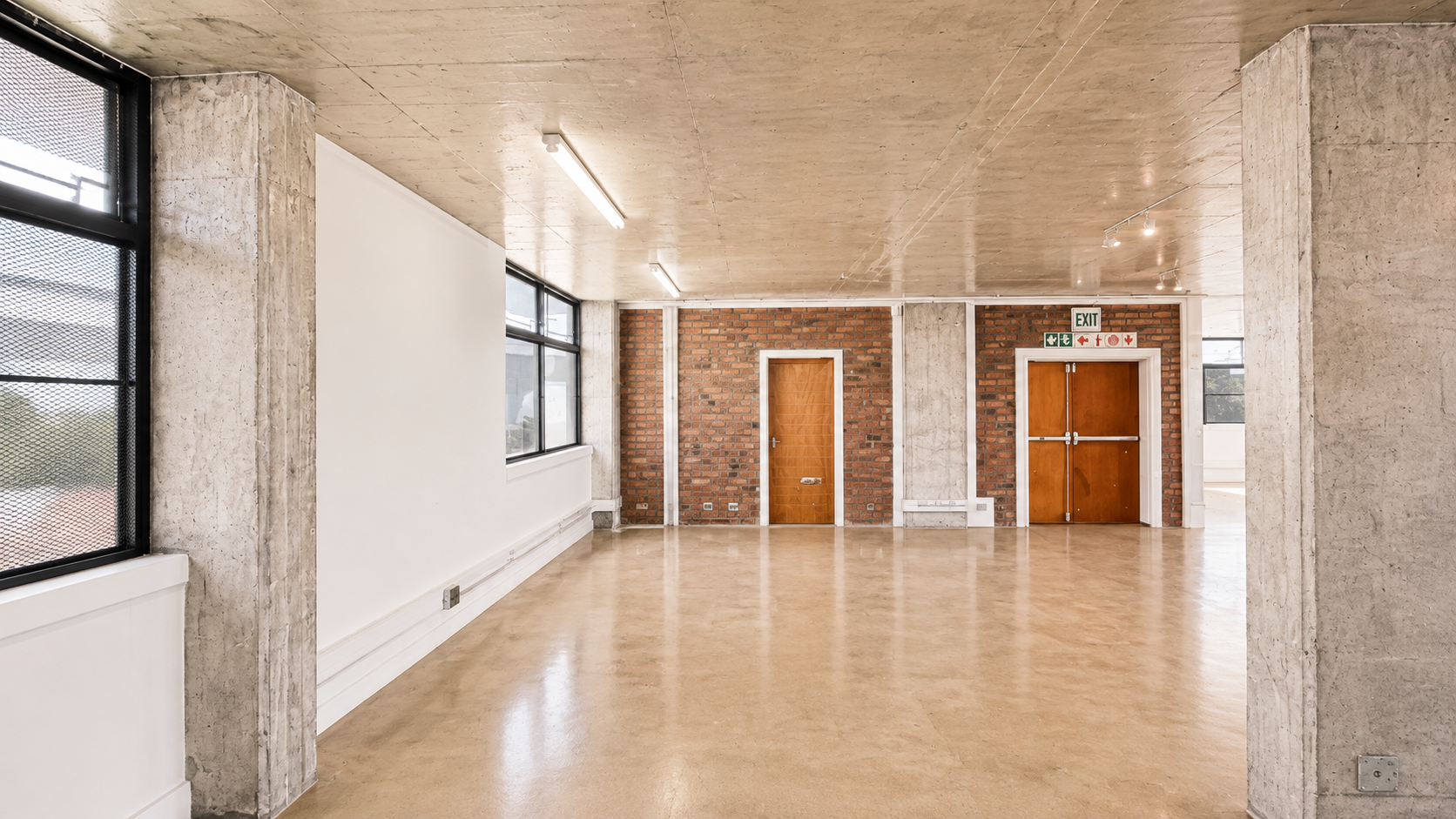 270m² Office Space to rent at Woodstock  Studios in Woodstock