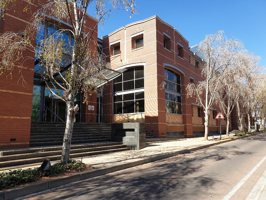 Office Space to rent at 10 Fricker Road in Illovo