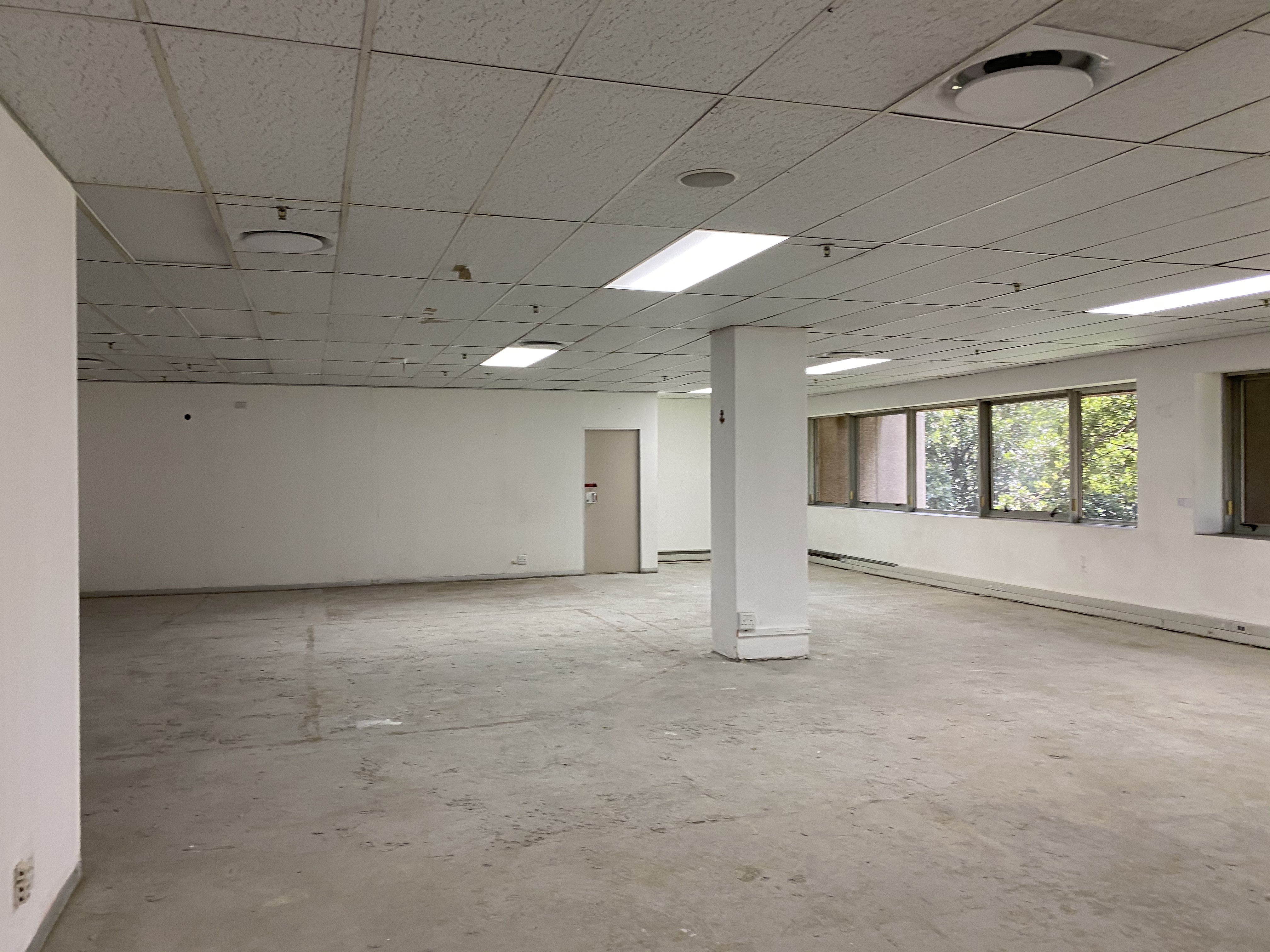 83m² Office Space to rent at 10 South Boulevard in Bruma