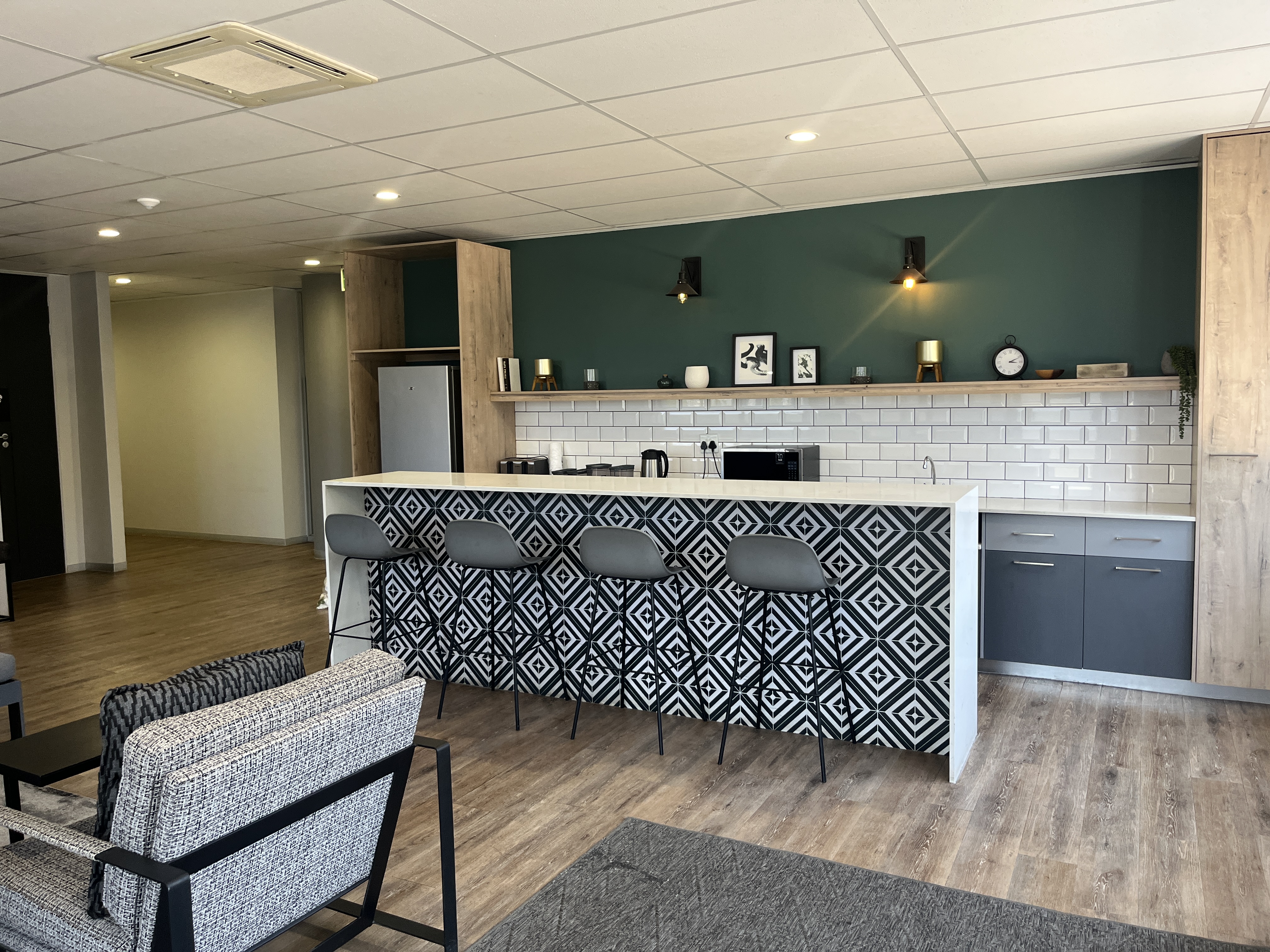 Office Space to rent at 11 Naivasha Road in Sunninghill