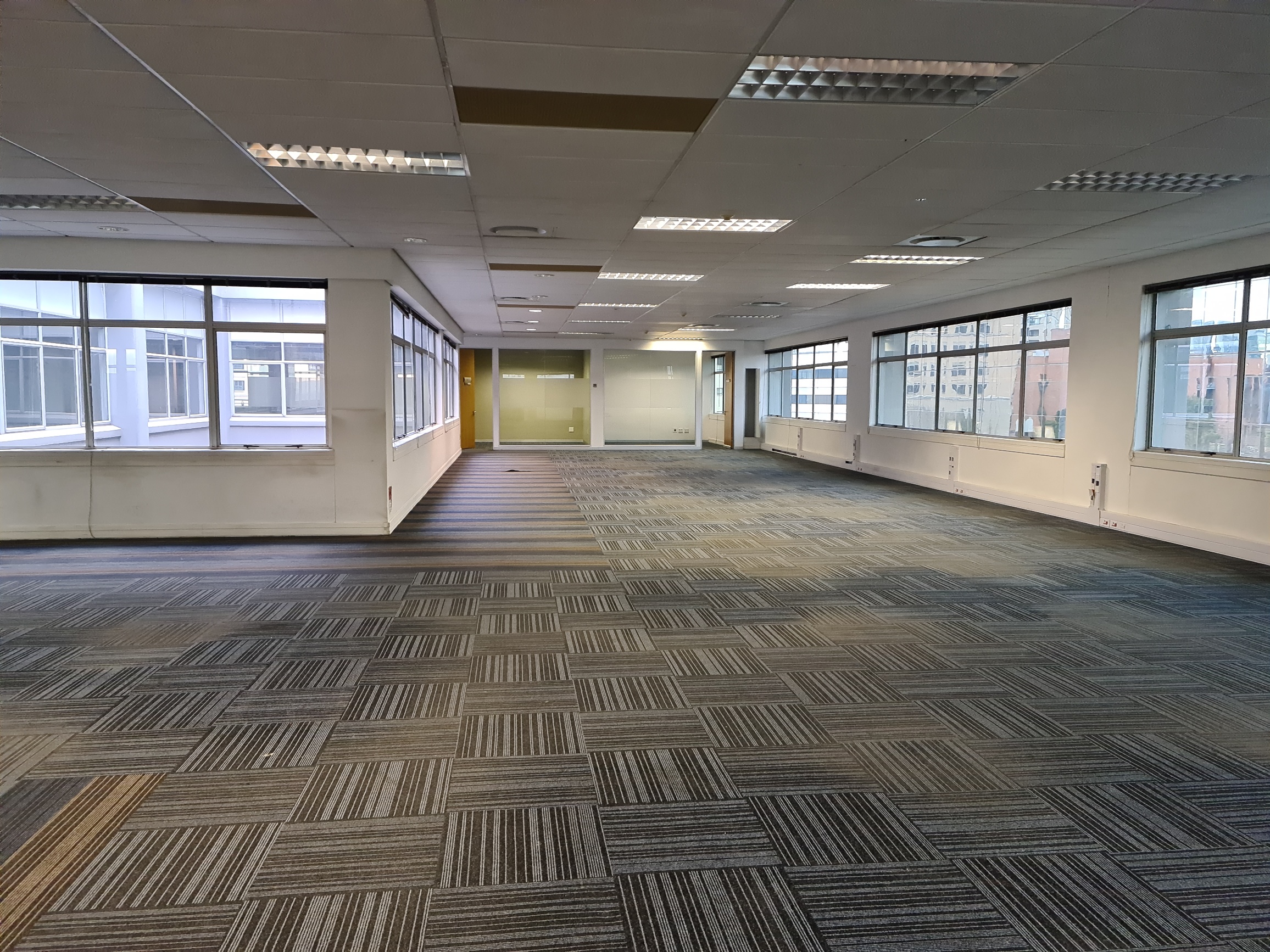 169m² Office Space to rent at 138 West Road (Erf 4 of 8 Sandown) in Sandton Central