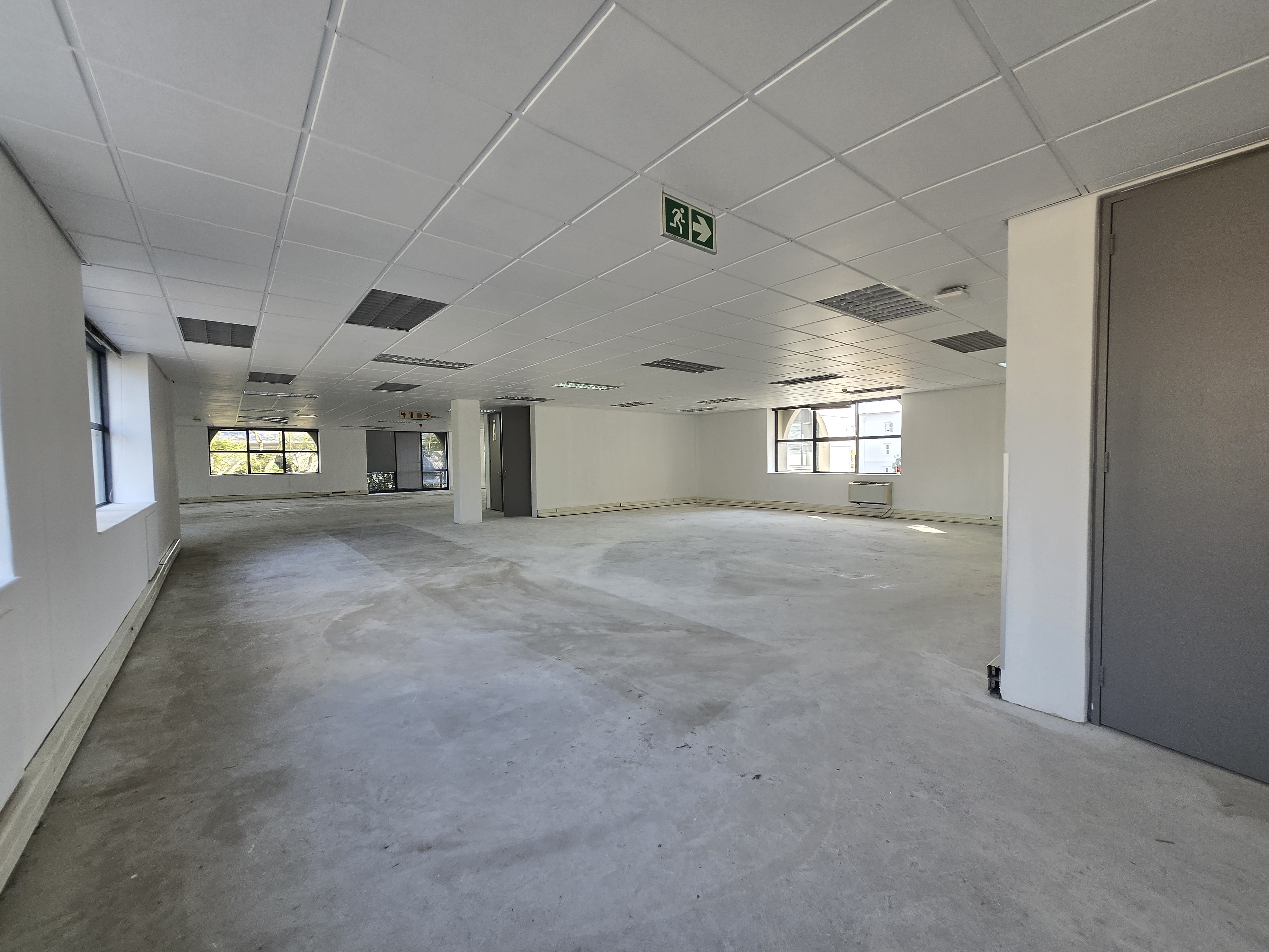 7 259m² Office Space to rent at 17 Fricker Road Illovo in Illovo
