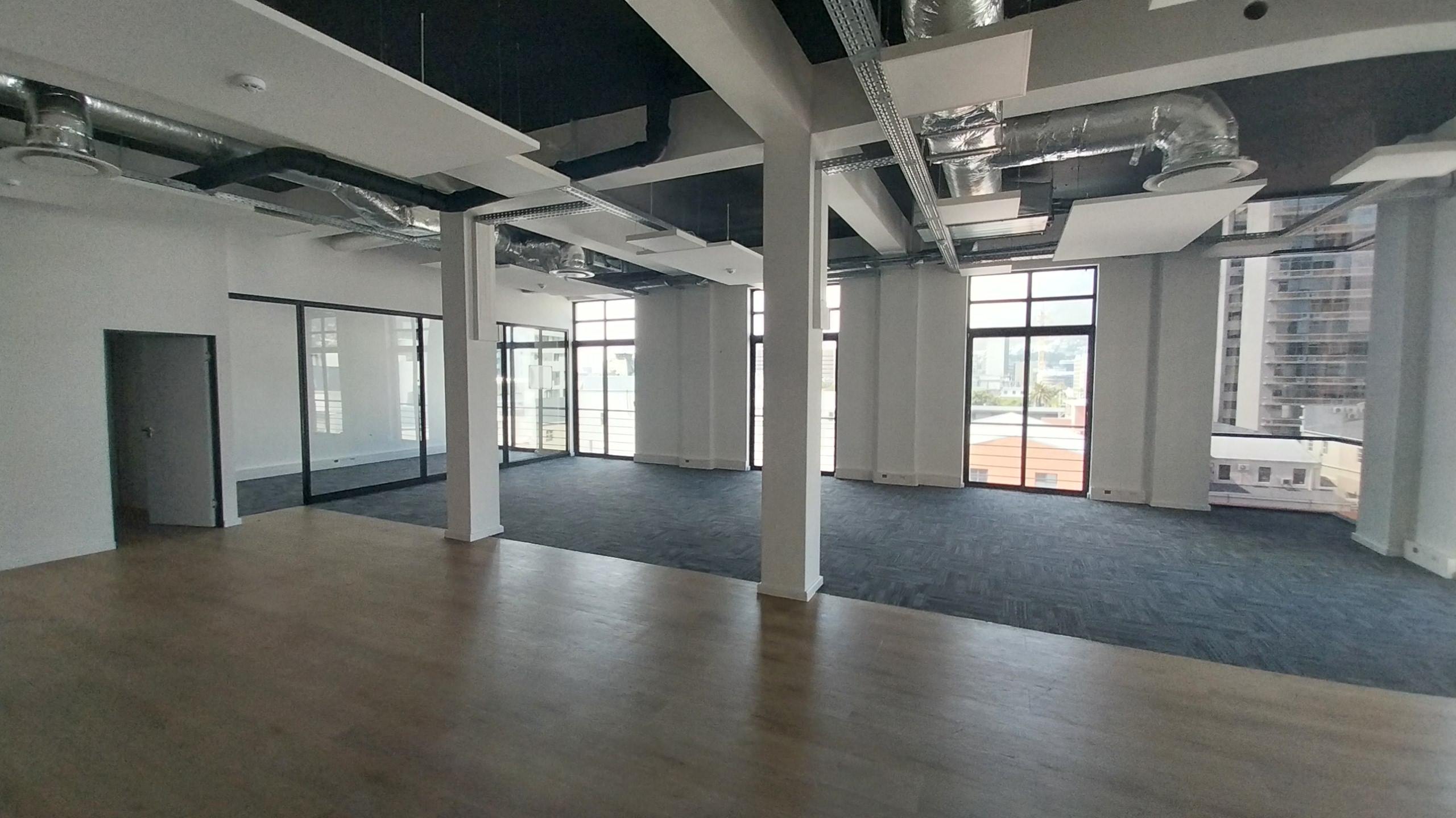 215m² Office Space to rent at 172 Long Street in Cape Town CBD