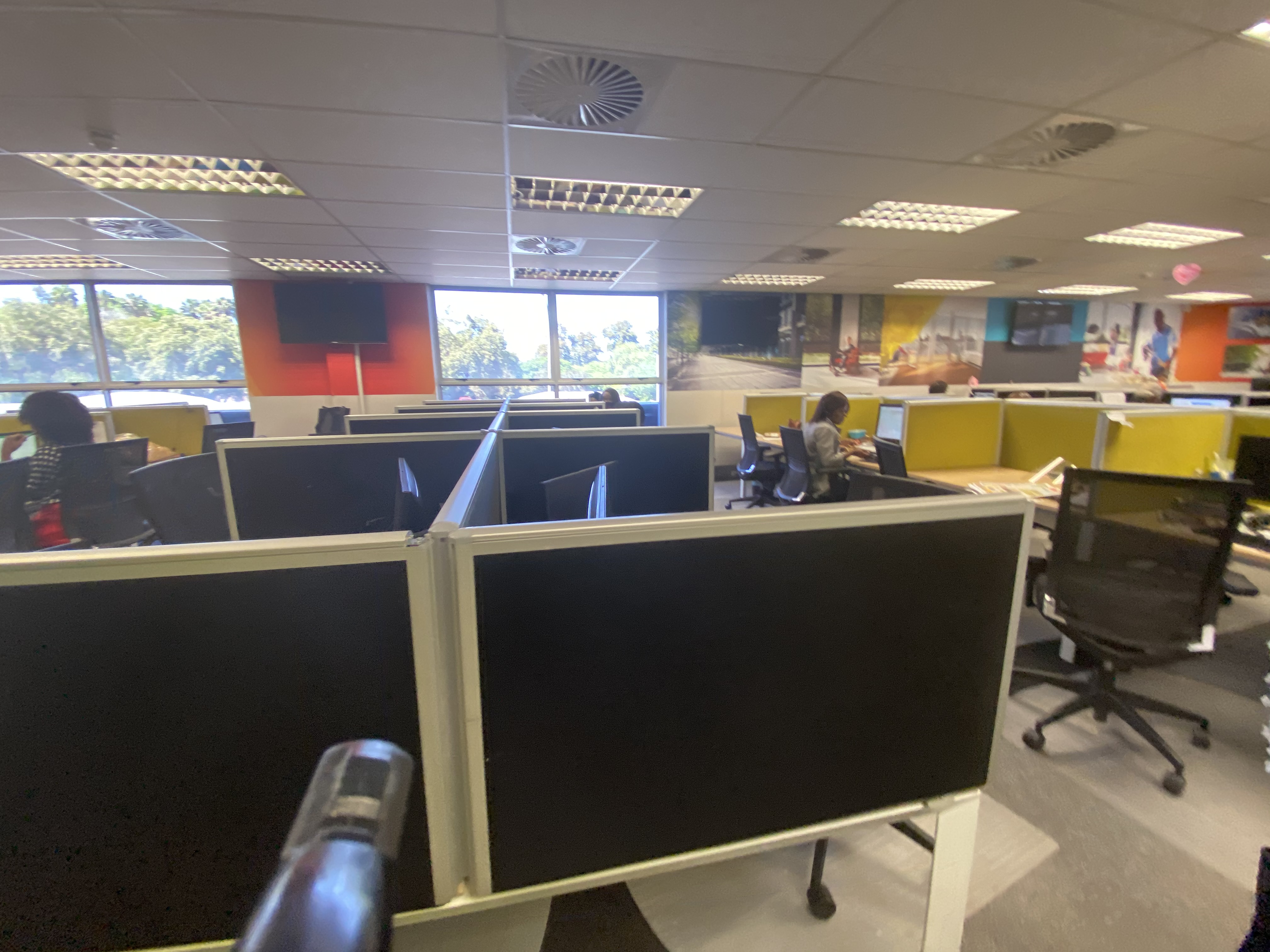 963m² Office Space to rent at 18 Skeen Boulevard in Bedfordview