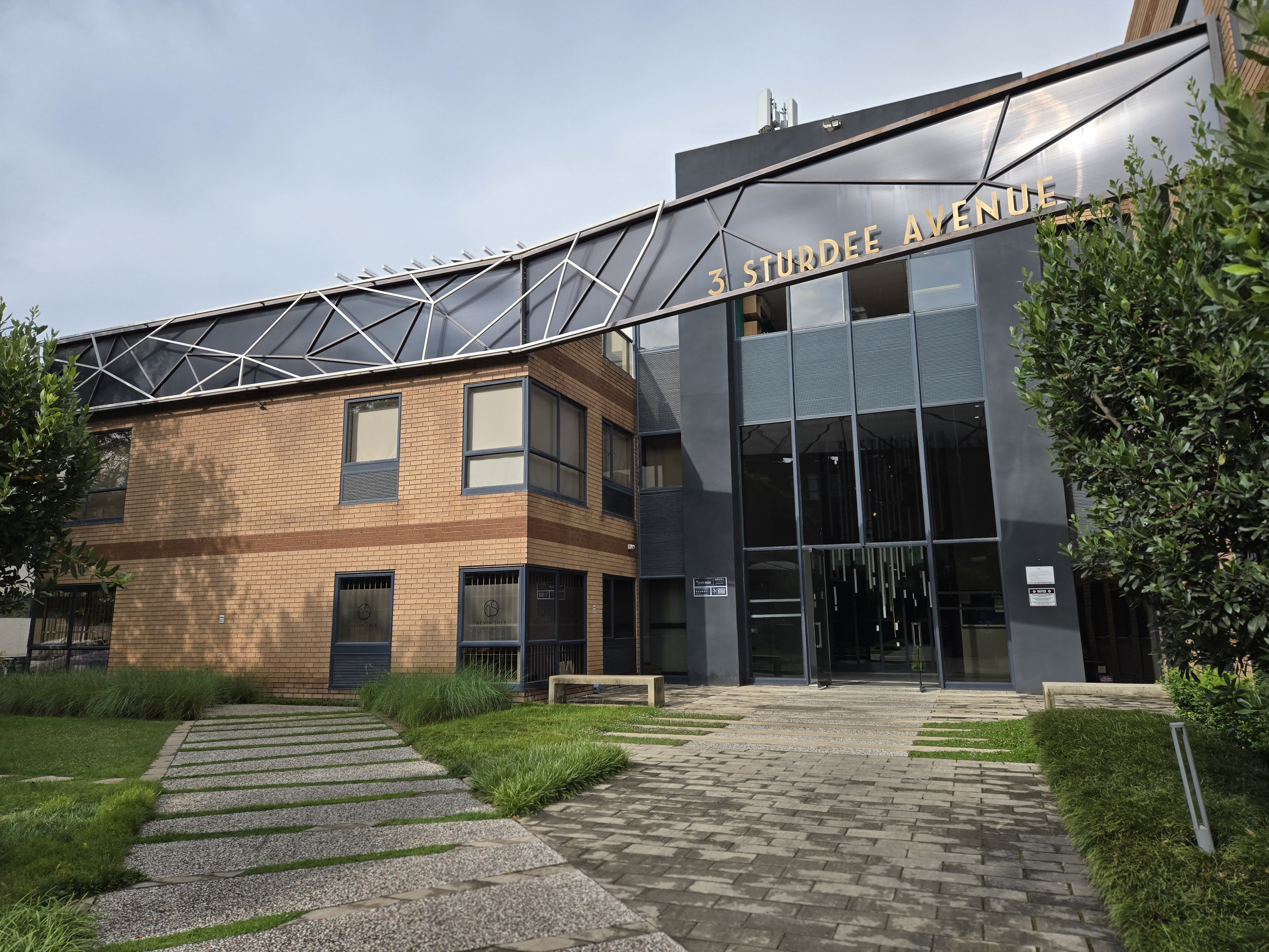 Office Space to rent at 3 Sturdee Avenue in Rosebank JHB
