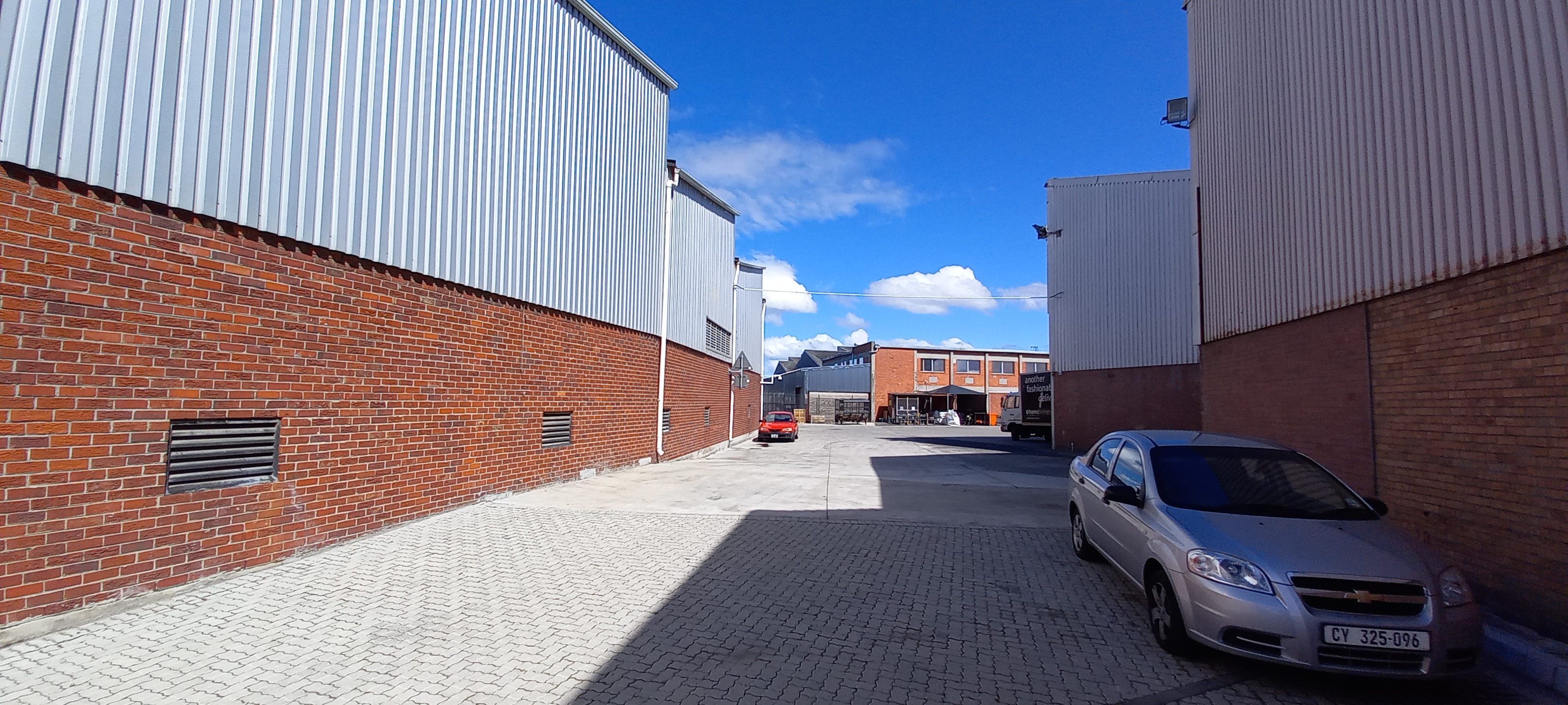 Warehouse to rent at 31 Nourse Avenue in Epping Industrial