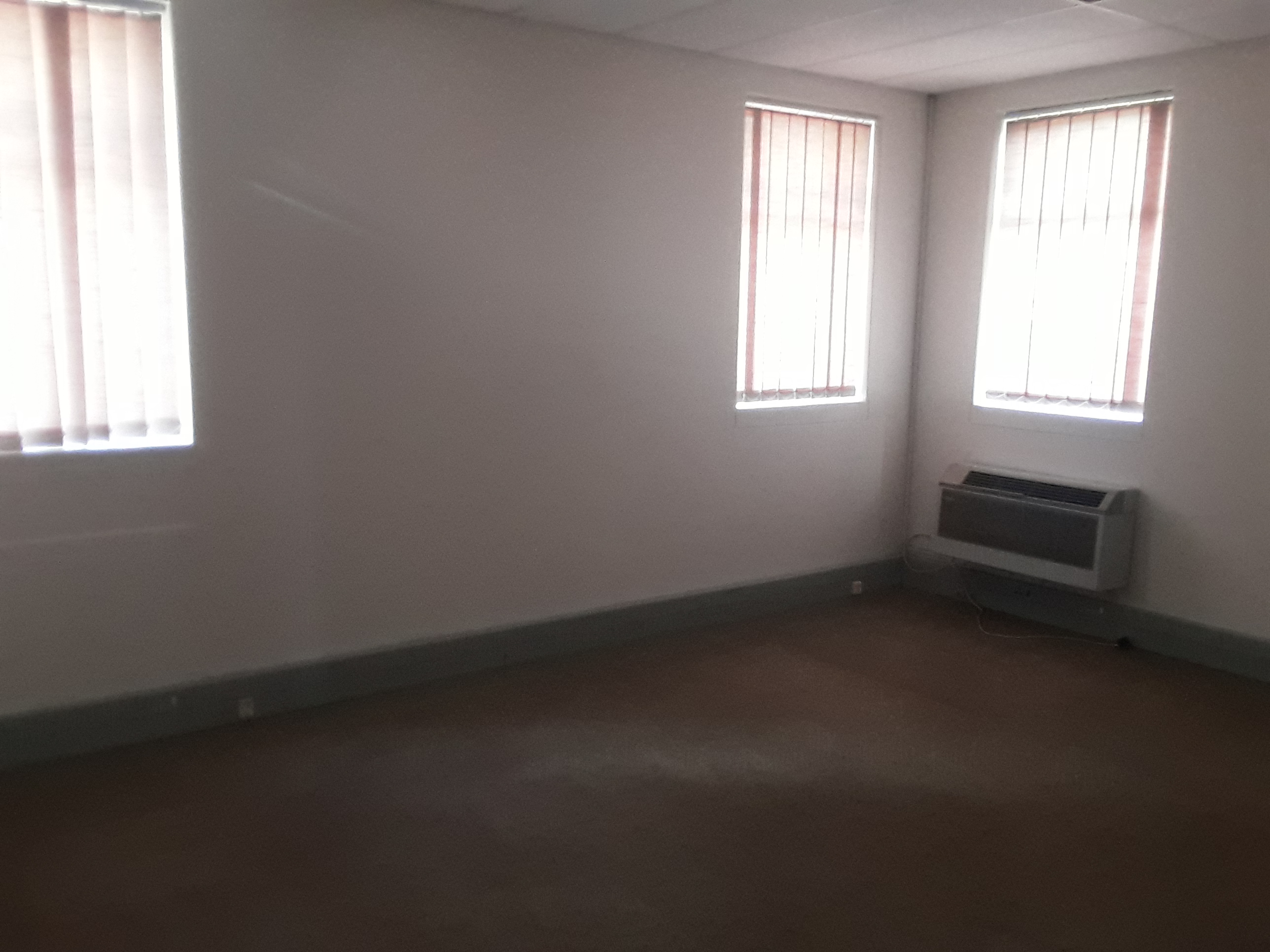 129m² Office Space to rent at 345 on Main in Ferndale