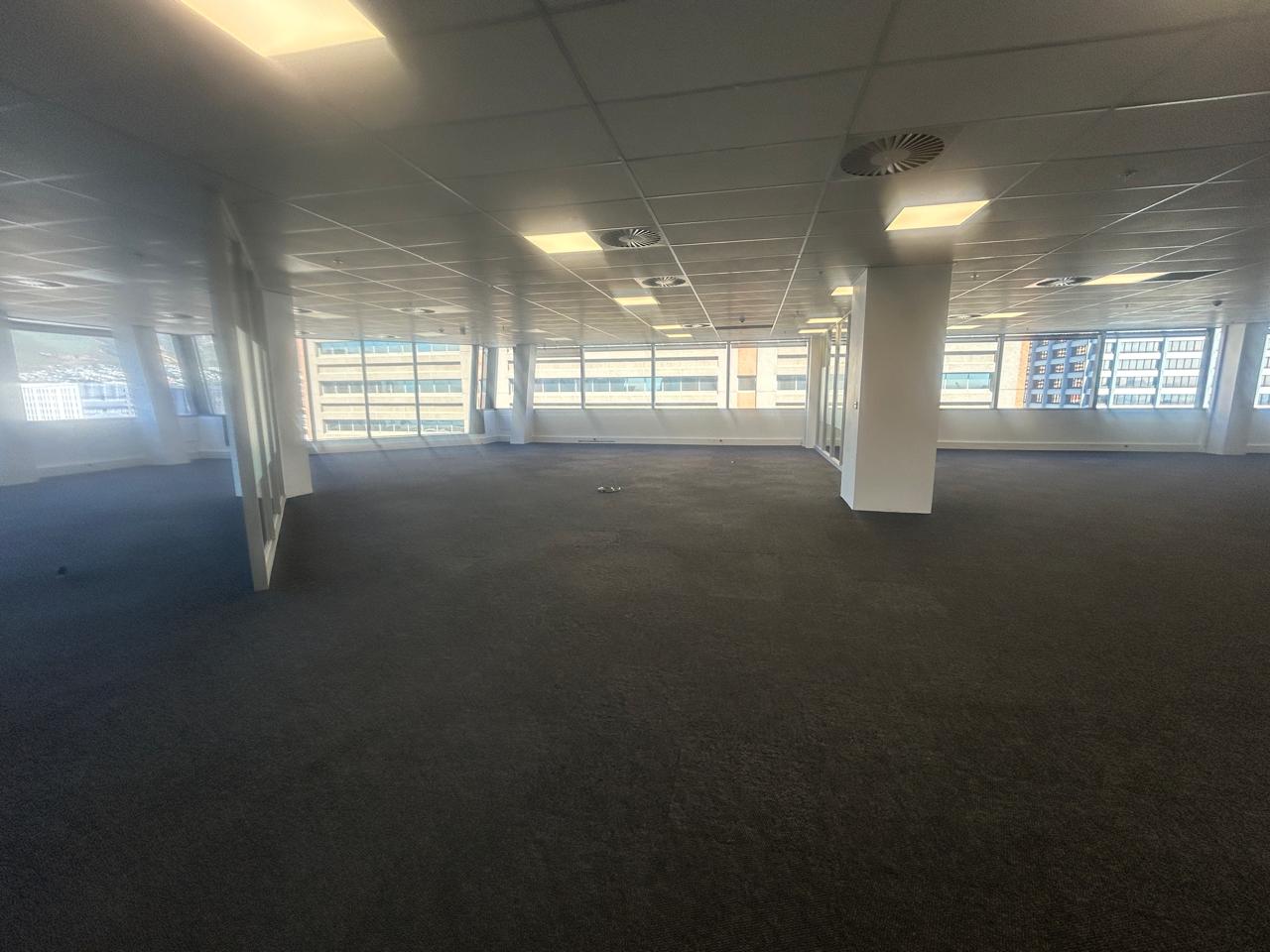 625m² Office Space to rent at 35 Lower Long Street in Cape Town CBD