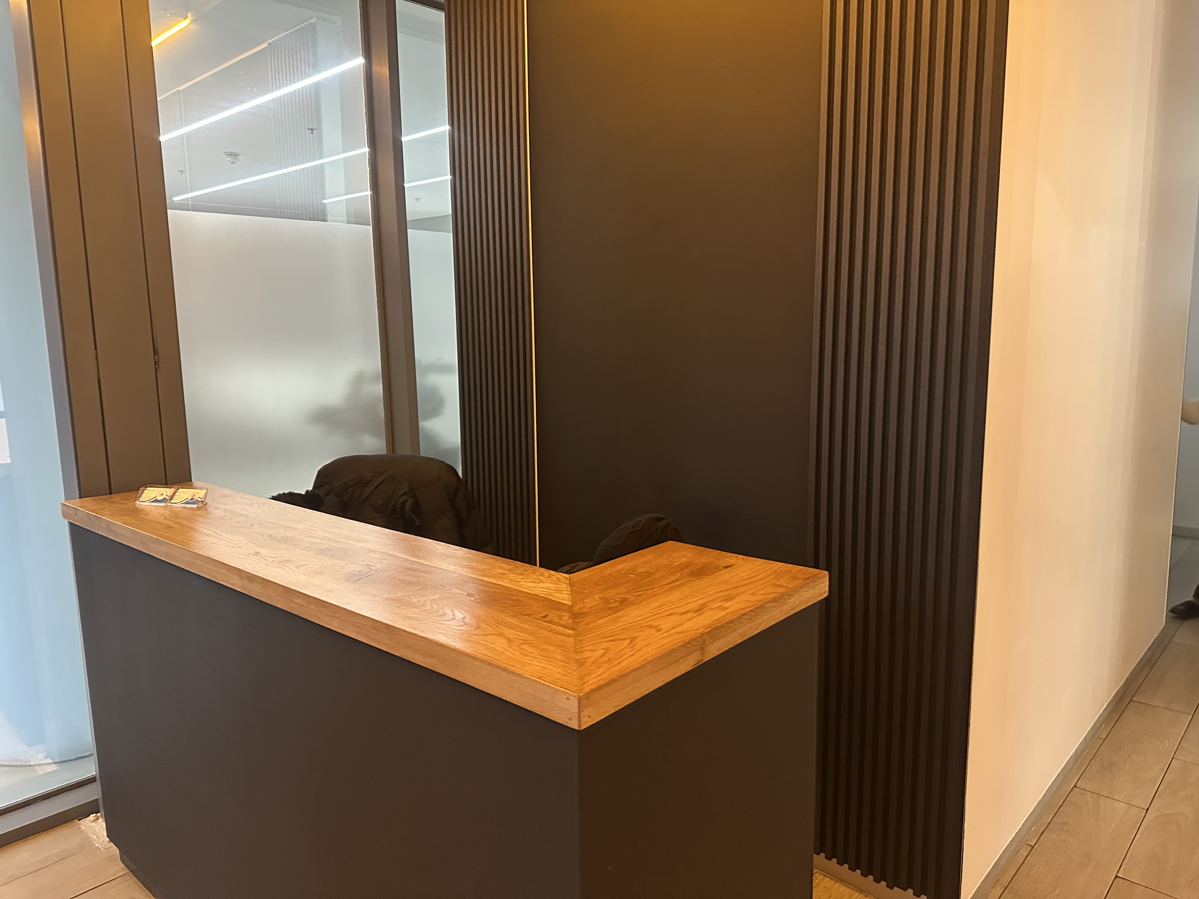 Retail Shops to rent at 35 Lower Long Street in Cape Town CBD