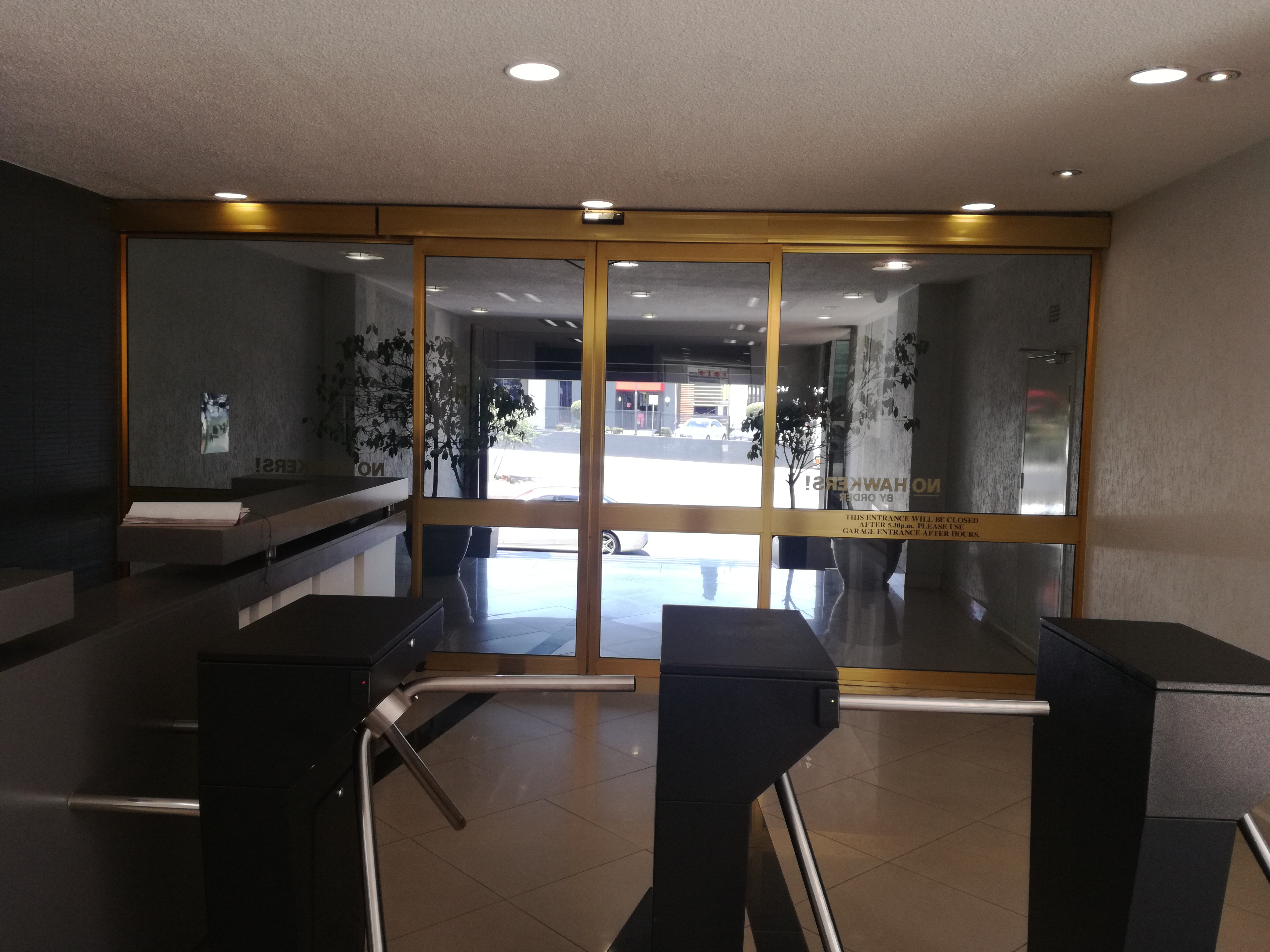 873m² Office Space to rent at 382 Jan Smuts Avenue in Craighall Park