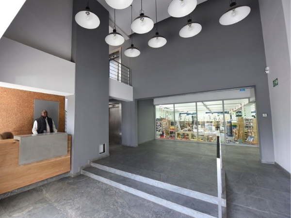 300m² Office Space to rent at 62 Roeland Street in Cape Town CBD
