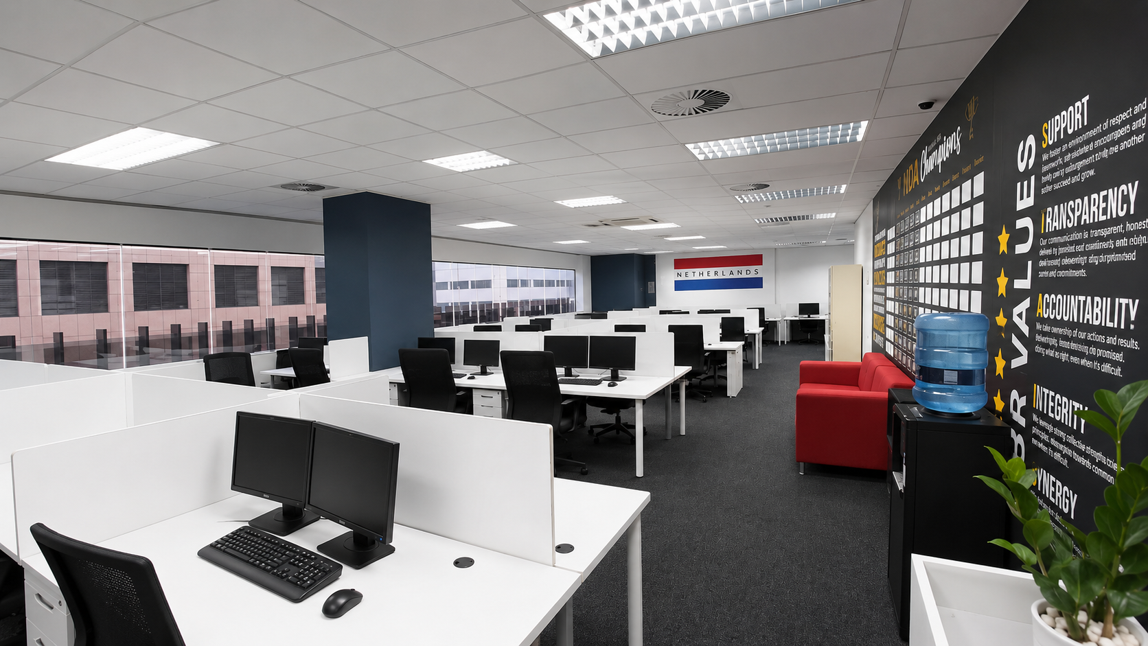 1 468m² Office Space to rent at 9 Long Street in Cape Town CBD