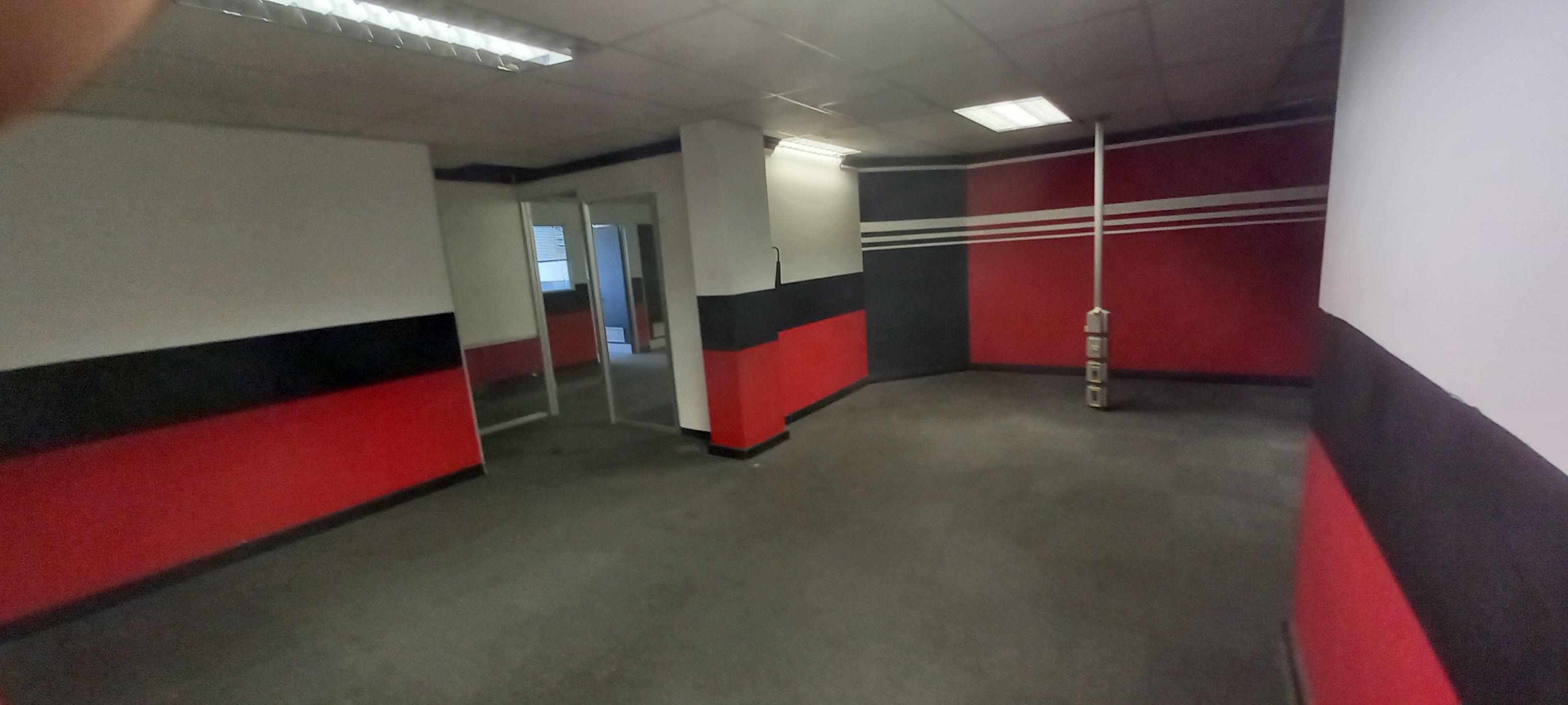642m² Office Space to rent at ABSA BUILDING - WYNBERG in Wynberg