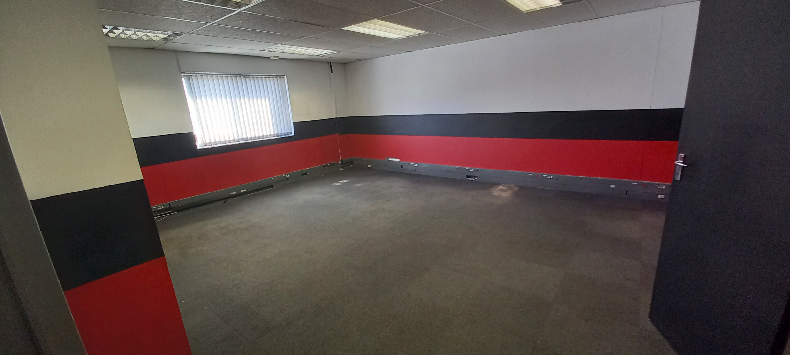 642m² Office Space to rent at ABSA BUILDING - WYNBERG in Wynberg