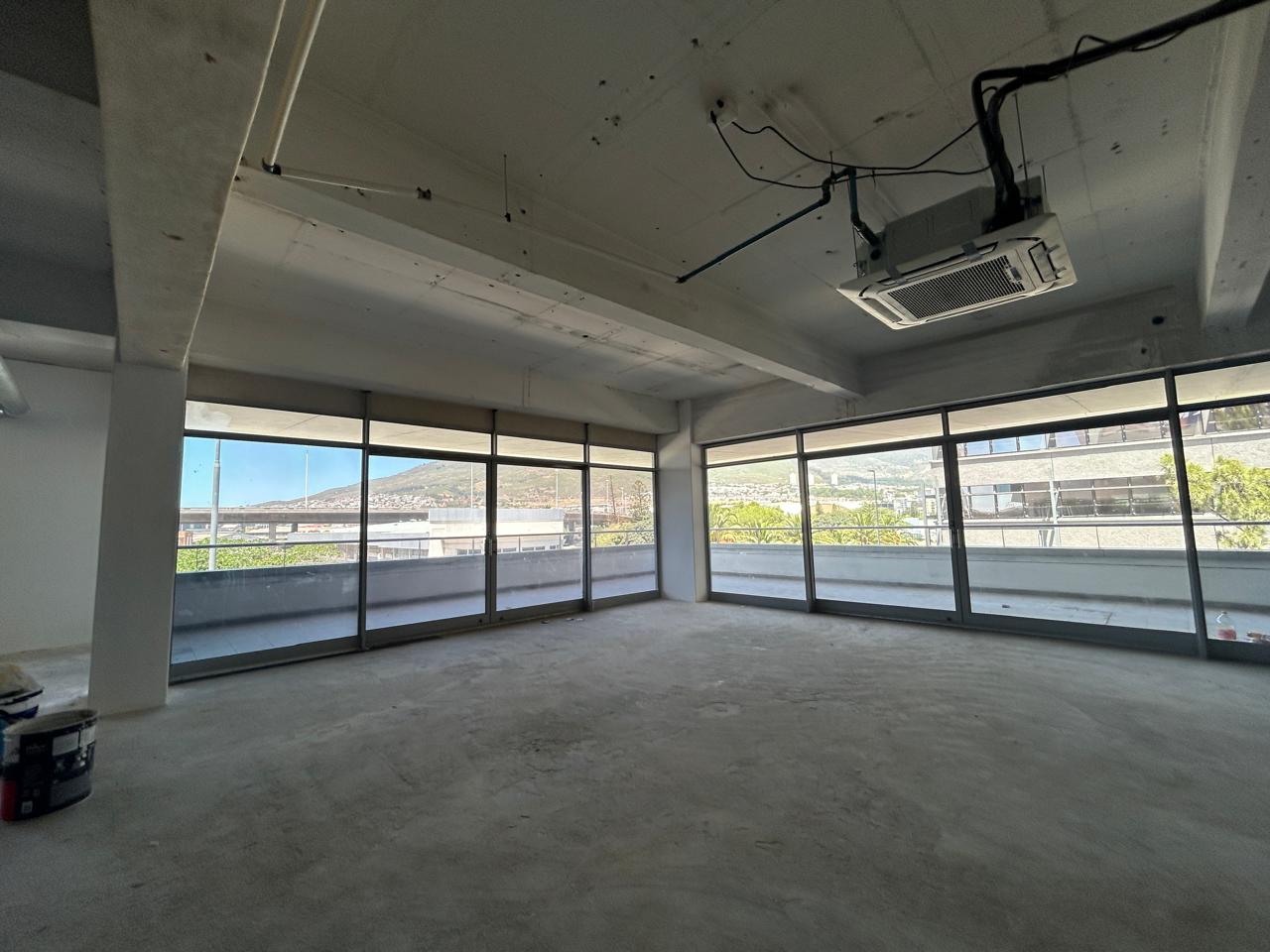 1 218m² Office Space to rent at Amber Place in Foreshore