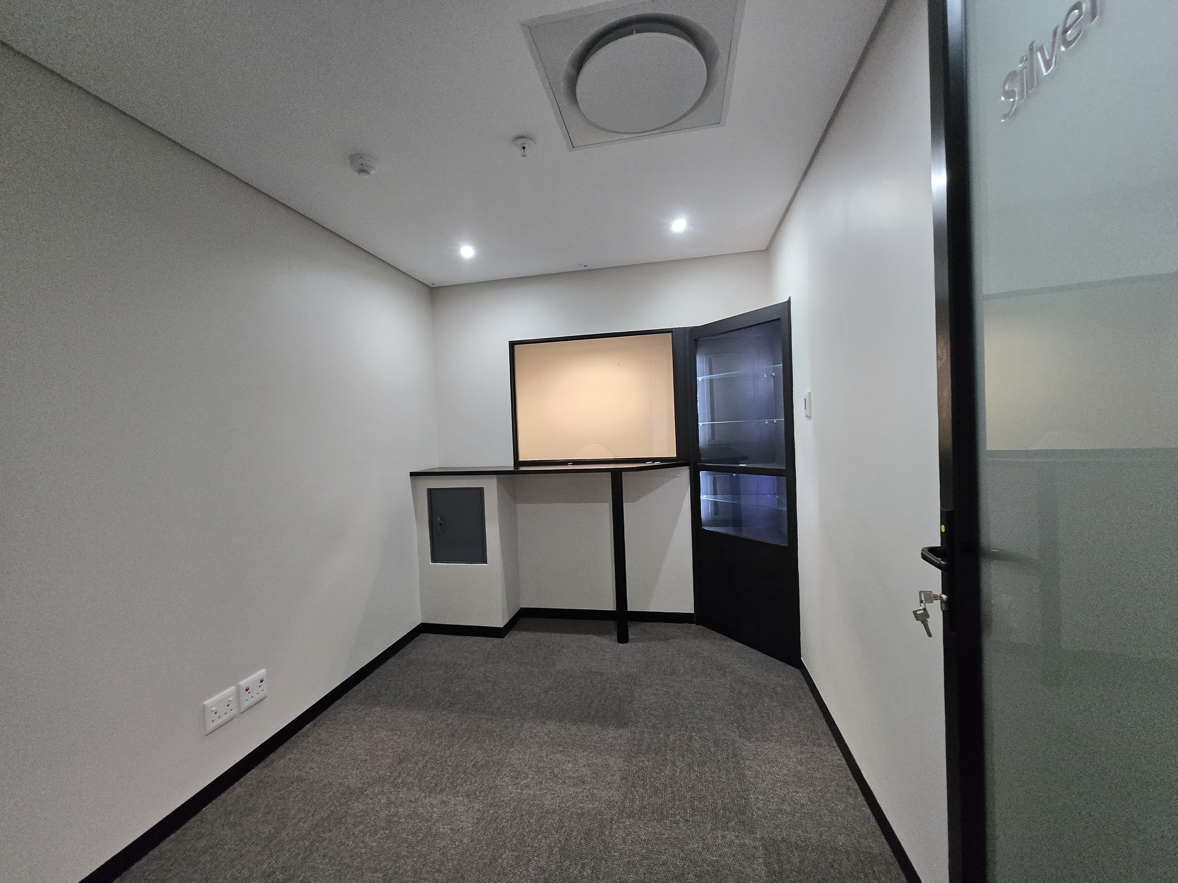 1 039m² Office Space to rent at Atrium on 5th in Sandton Central