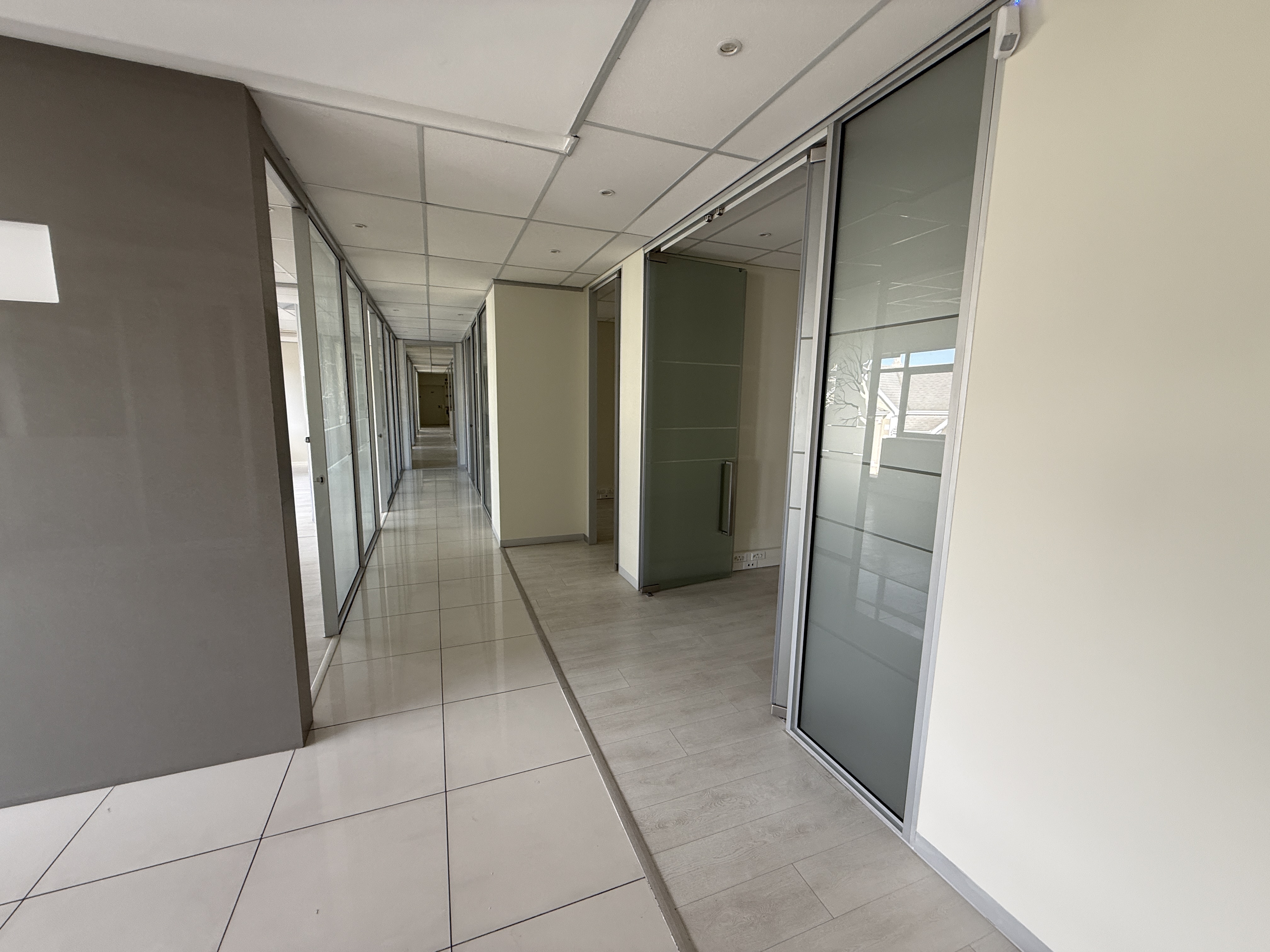415m² Office Space to rent at Boundary Terraces in Newlands