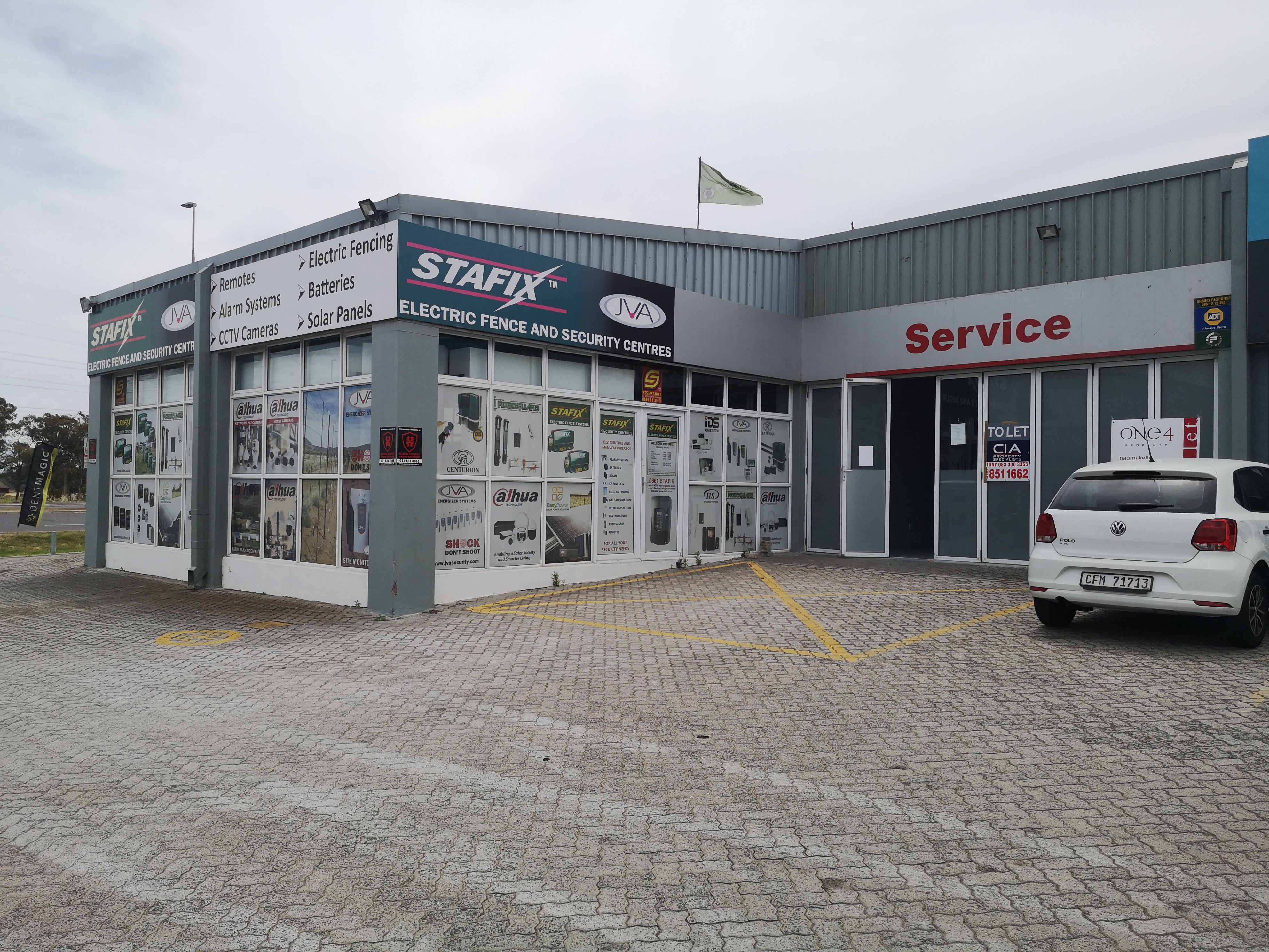 Retail Shops to rent at Broadway Auto Centre in Somerset West