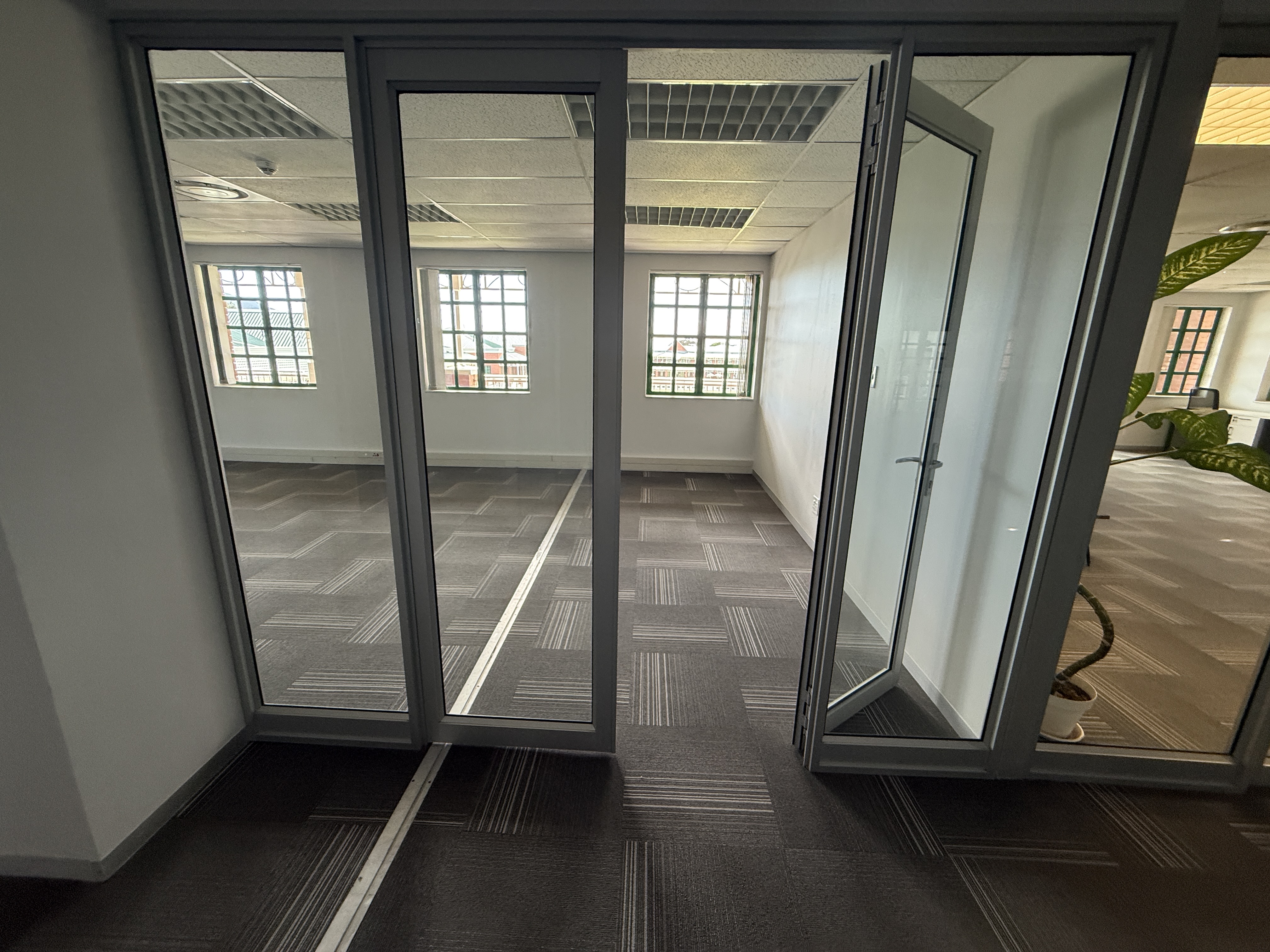 128m² Office Space to rent at Brookside Office Park in Claremont