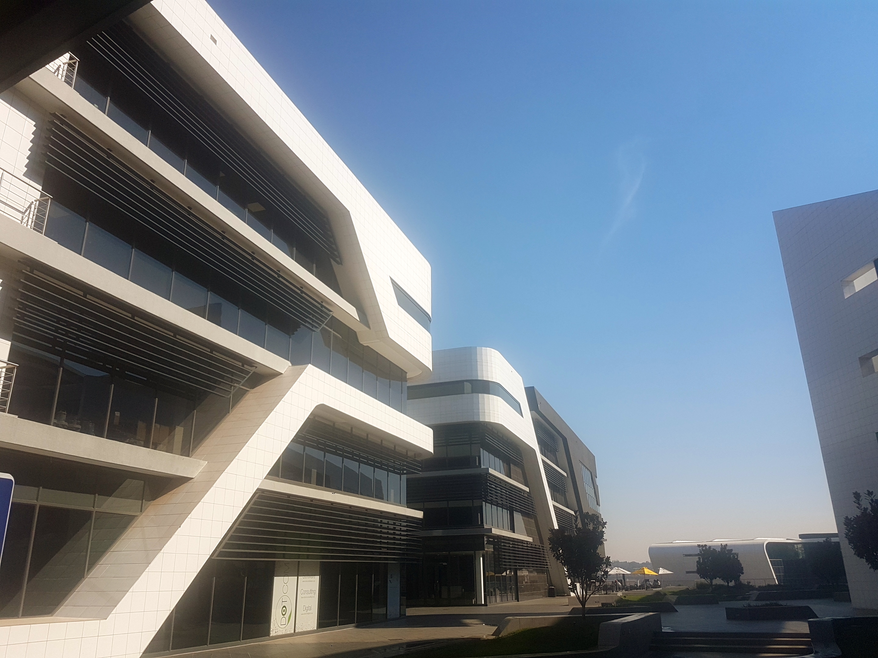 144m² Office Space to rent at Byls Bridge East Building 14 Block C in Central Centurion