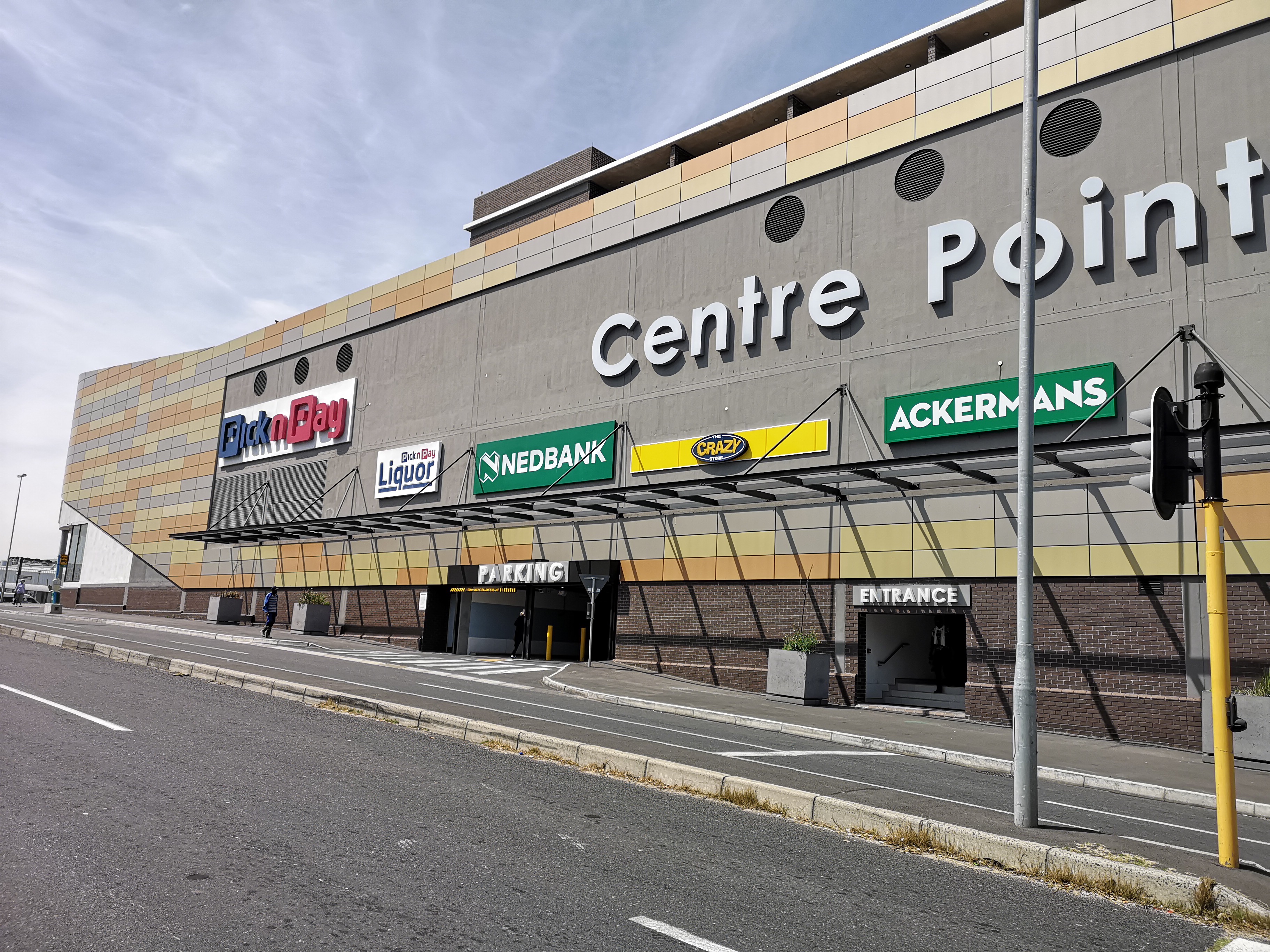 197m² Retail Shops to rent at Centre Point - Milnerton in Milnerton