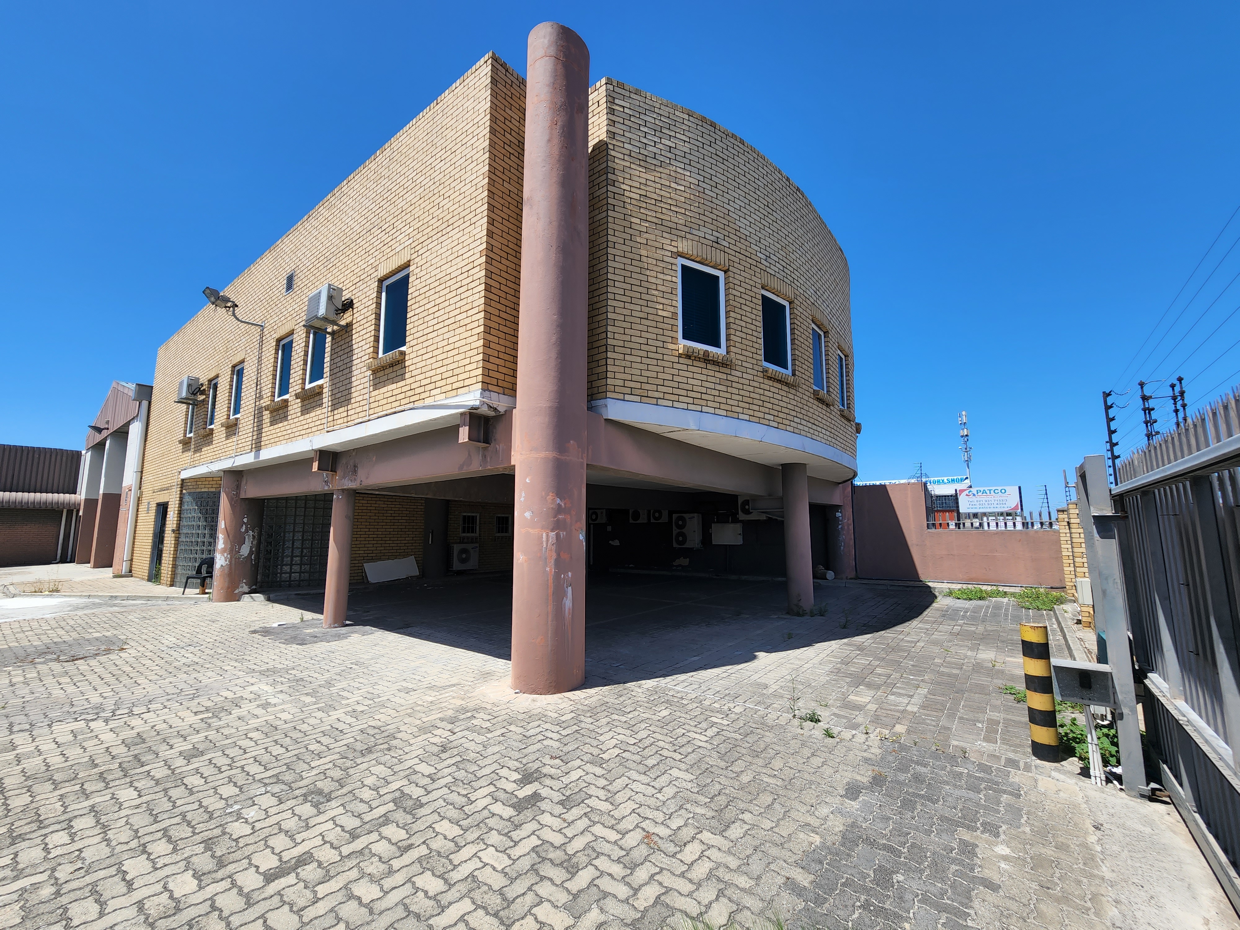 Warehouse to rent at Connaught Park in Beaconvale