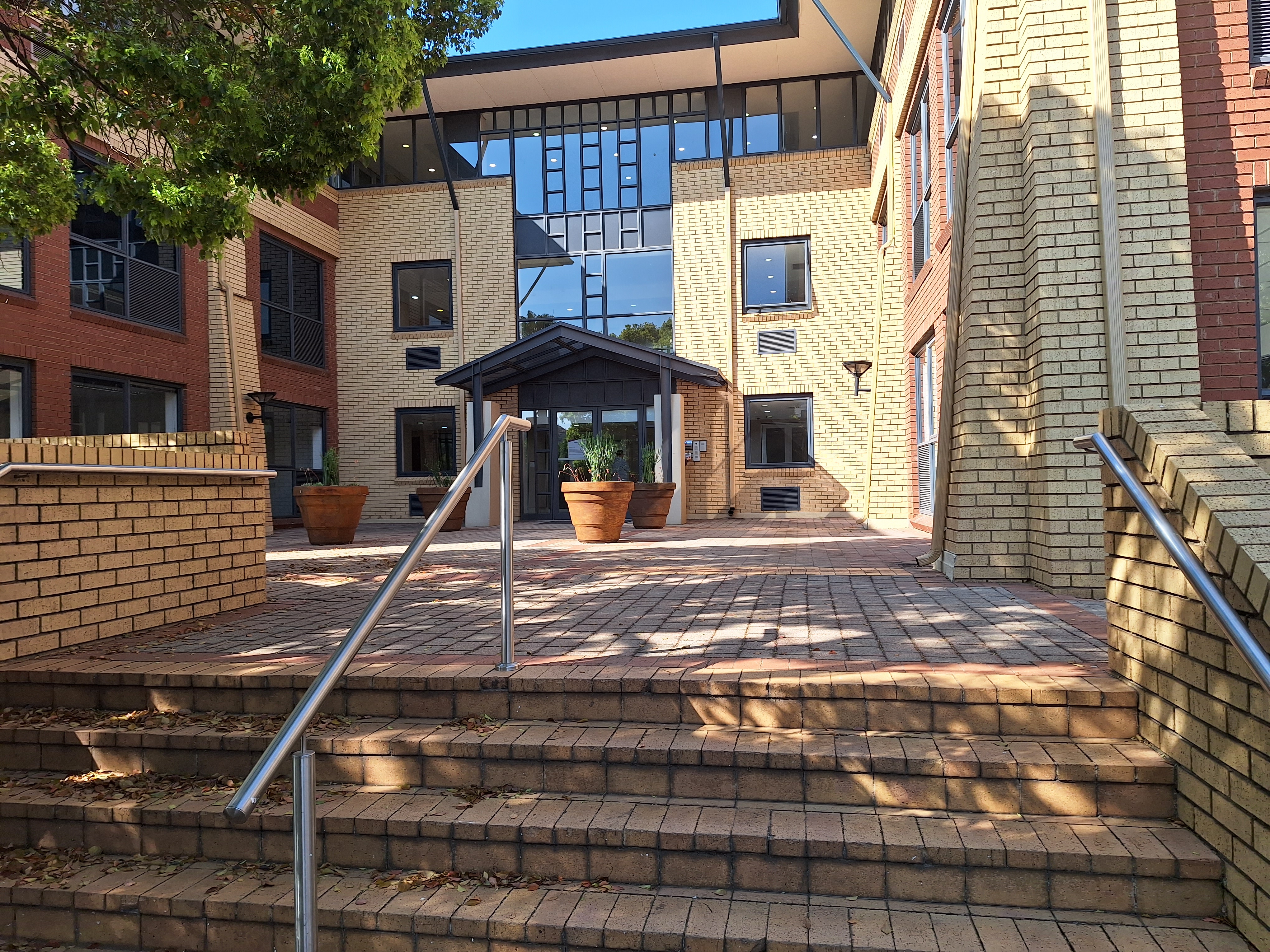 Retail Shops to rent at Constantia Office Park in Constantia Kloof