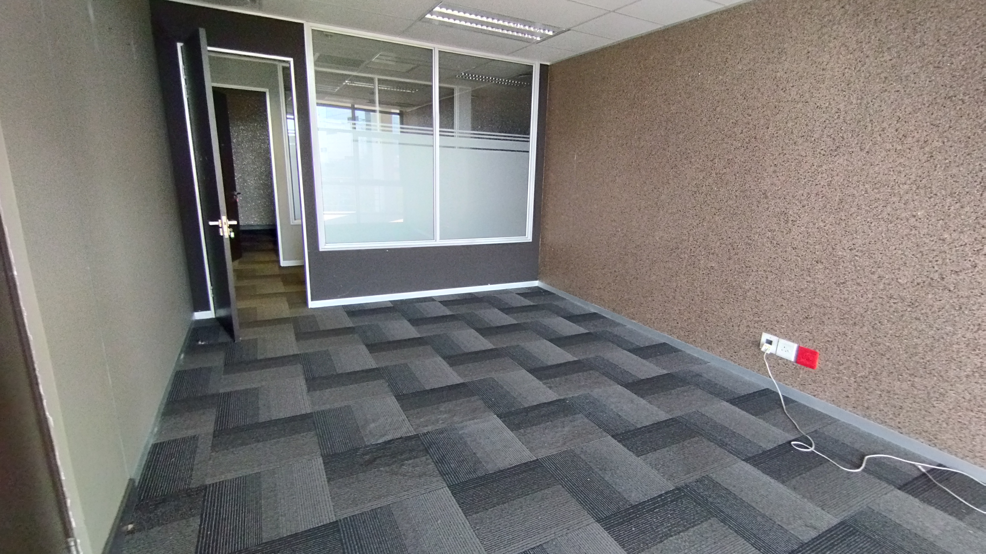Office Space to rent at Corobay Corner in Menlyn