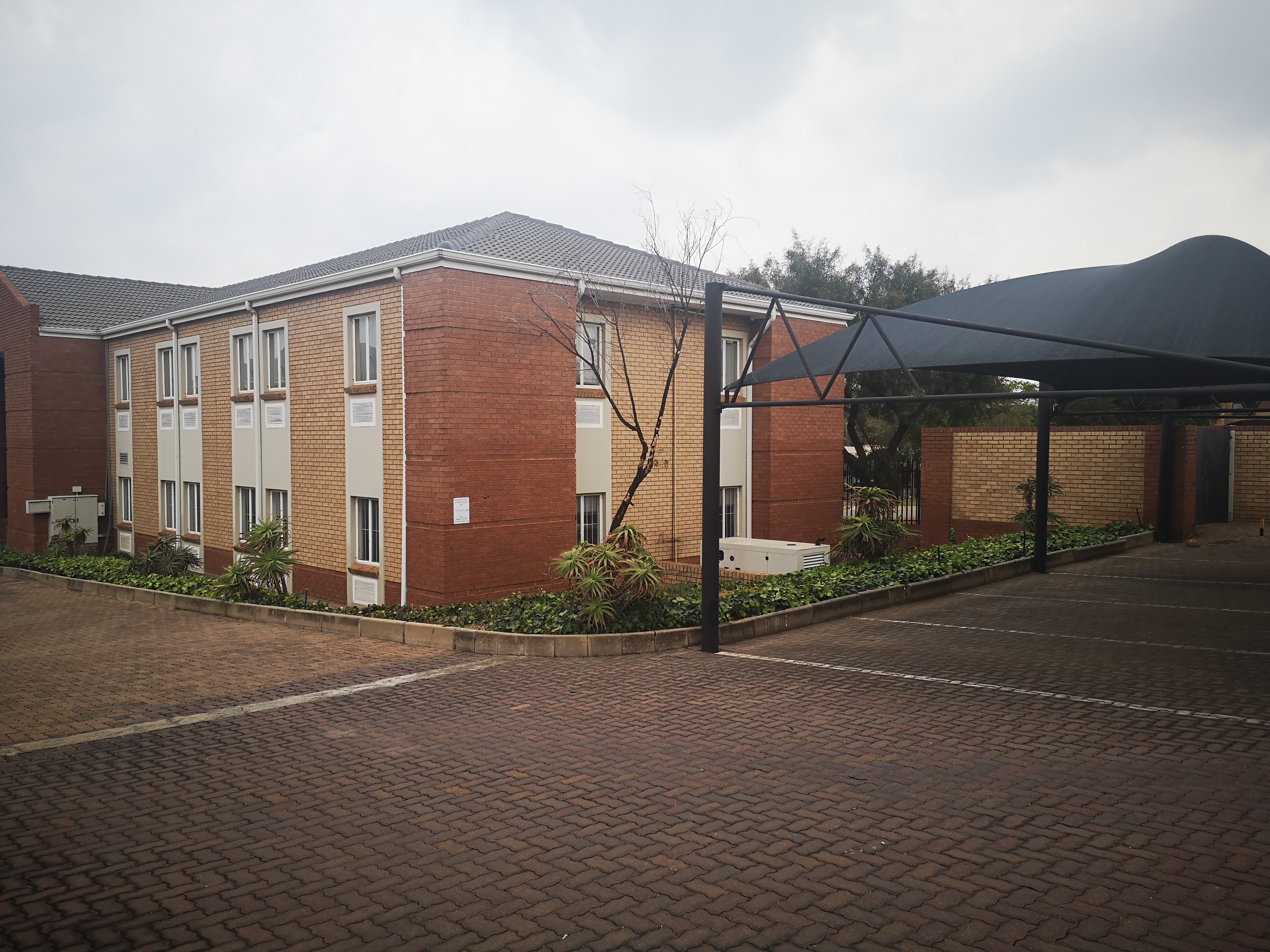 261m² Office Space to rent at Corporate Park South (22 Reedbuck Crescent) in Midrand