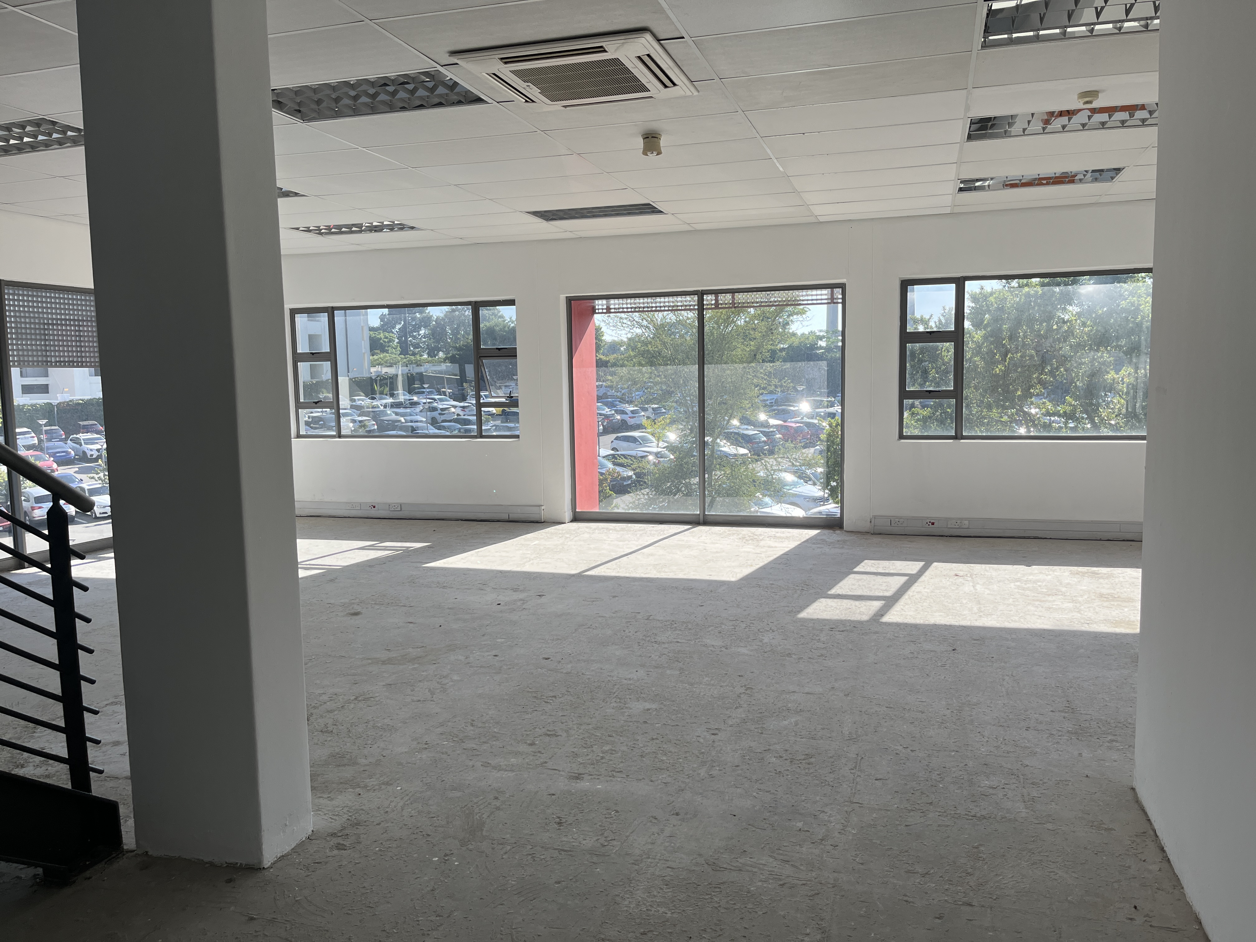 235m² Retail Shops to rent at Cross Place in Bryanston