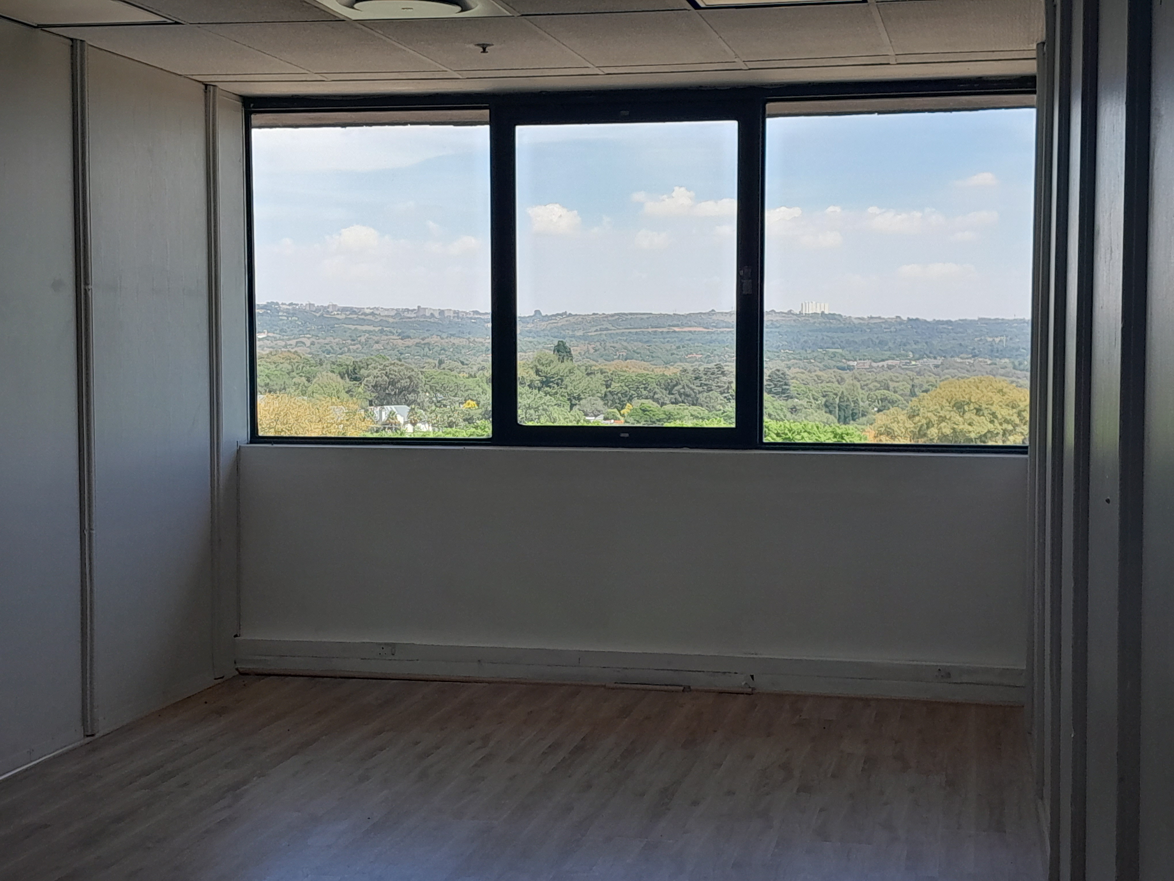 143m² Office Space to rent at Dunkeld West Centre in Dunkeld