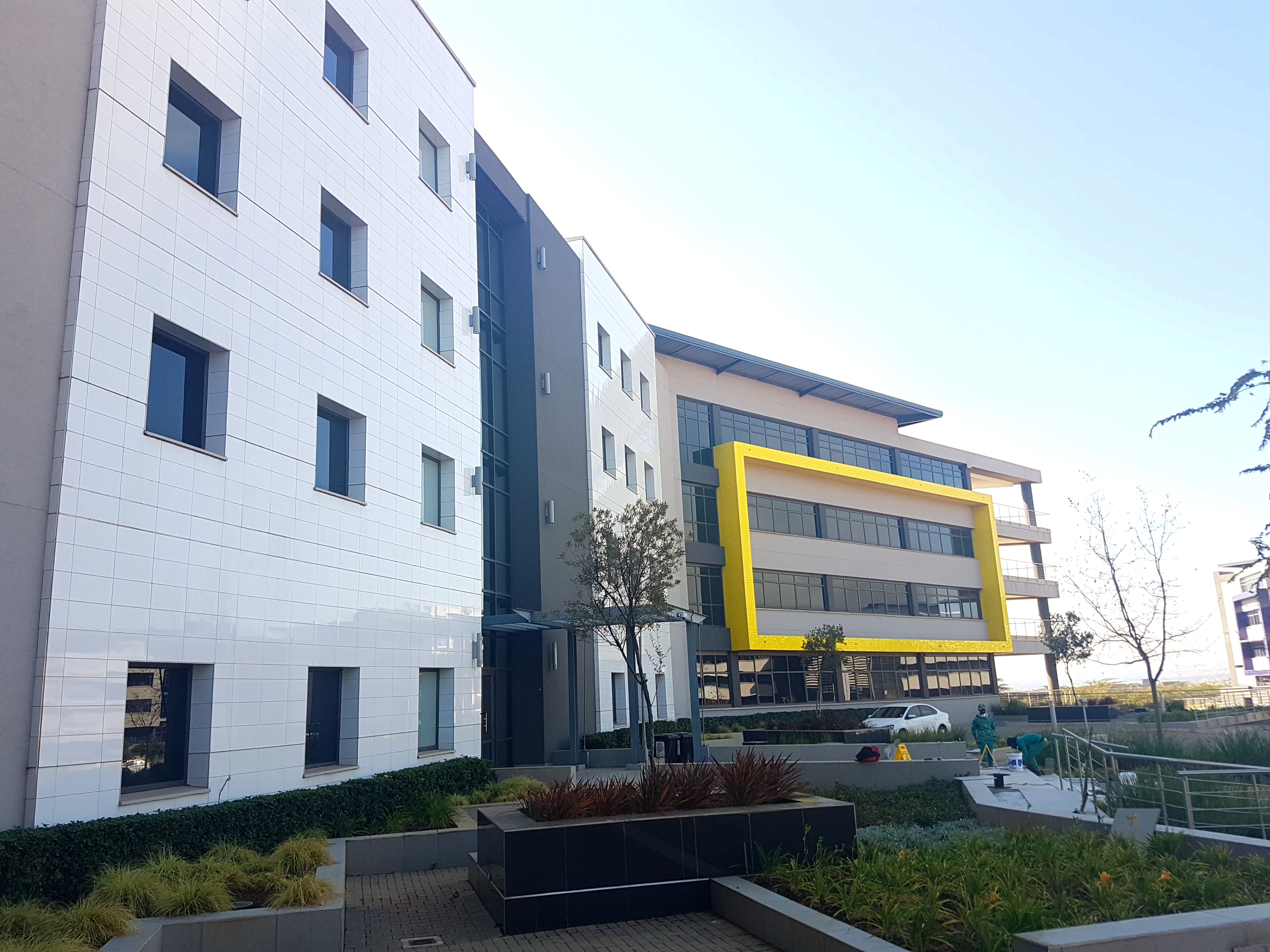 178m² Office Space to rent at Eco Glades 1 in Highveld