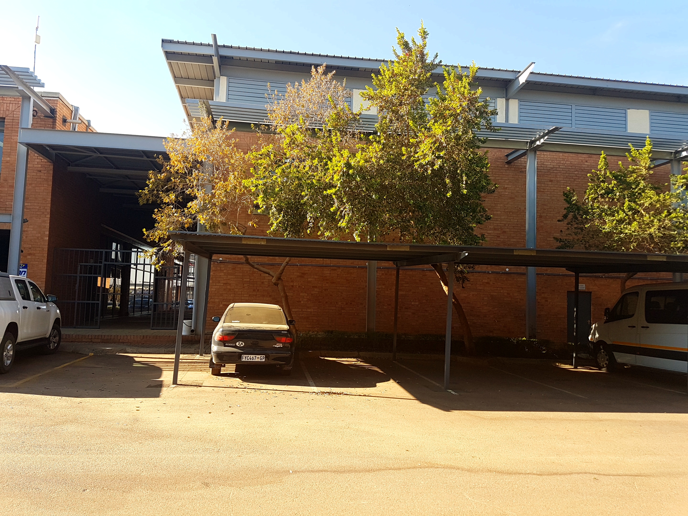 Warehouse to rent at Eco Square in Highveld Techno Park