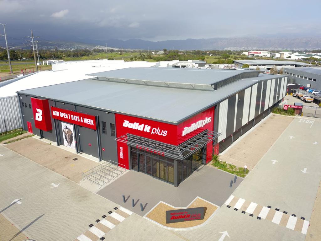 Retail Shops to rent at ex Build It in Somerset West