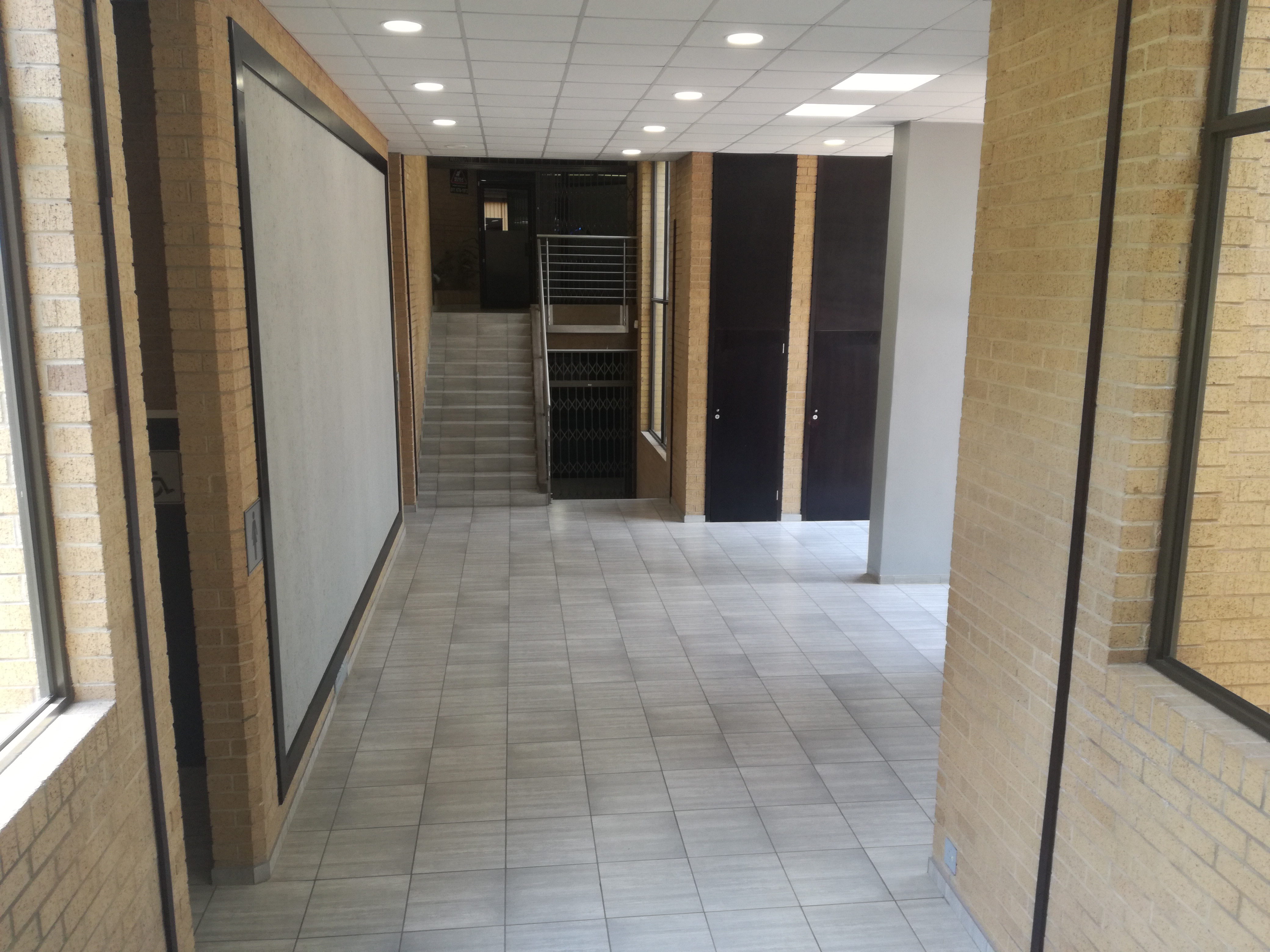 107m² Office Space to rent at Fairland Office Park in Fairland